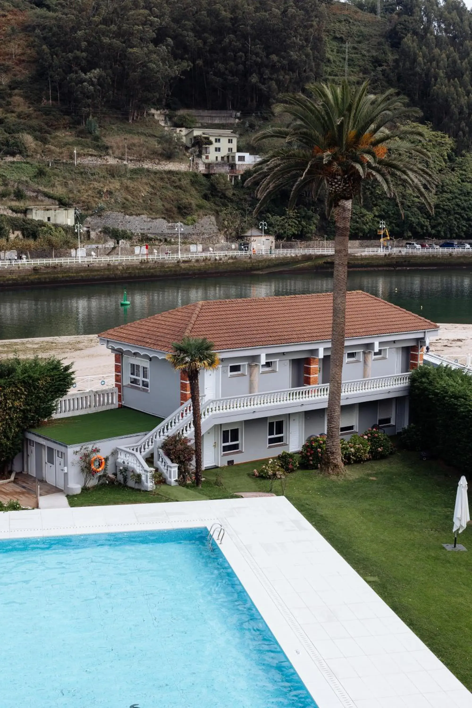 Location, Swimming Pool in Gran Hotel del Sella