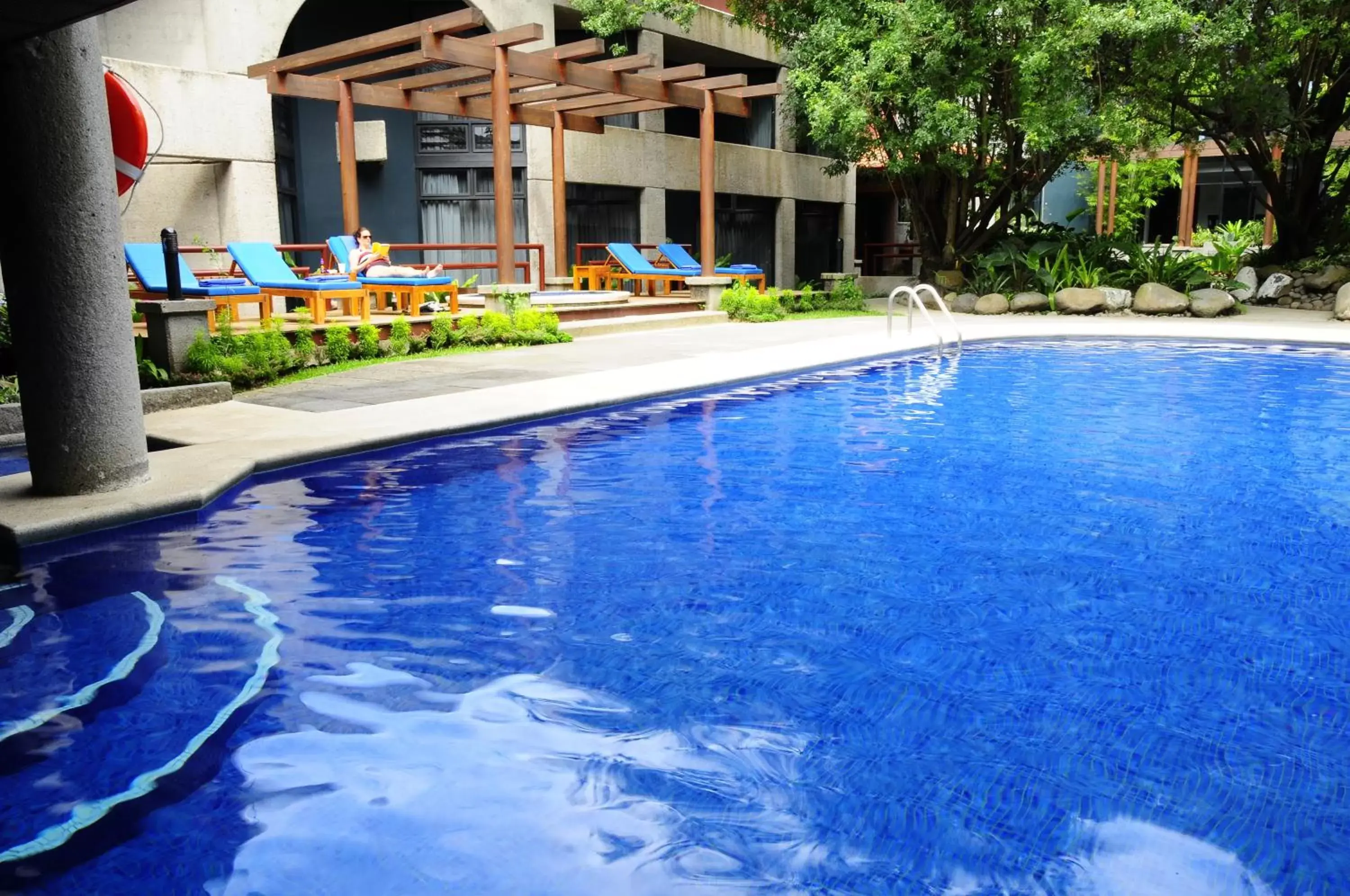 Swimming Pool in Radisson Hotel San Jose - Costa Rica