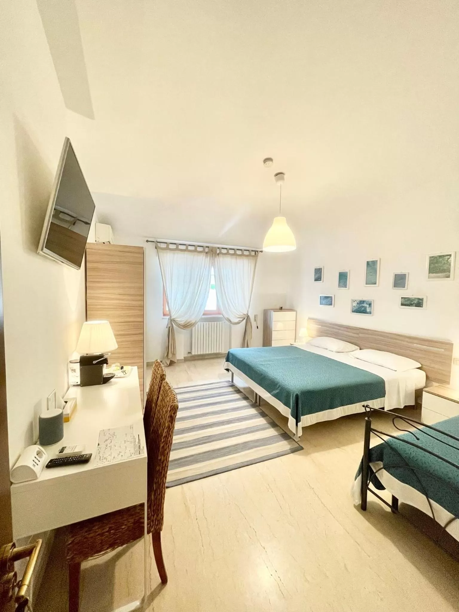 Double or Twin Room with Private External Bathroom in B&B Le Saline