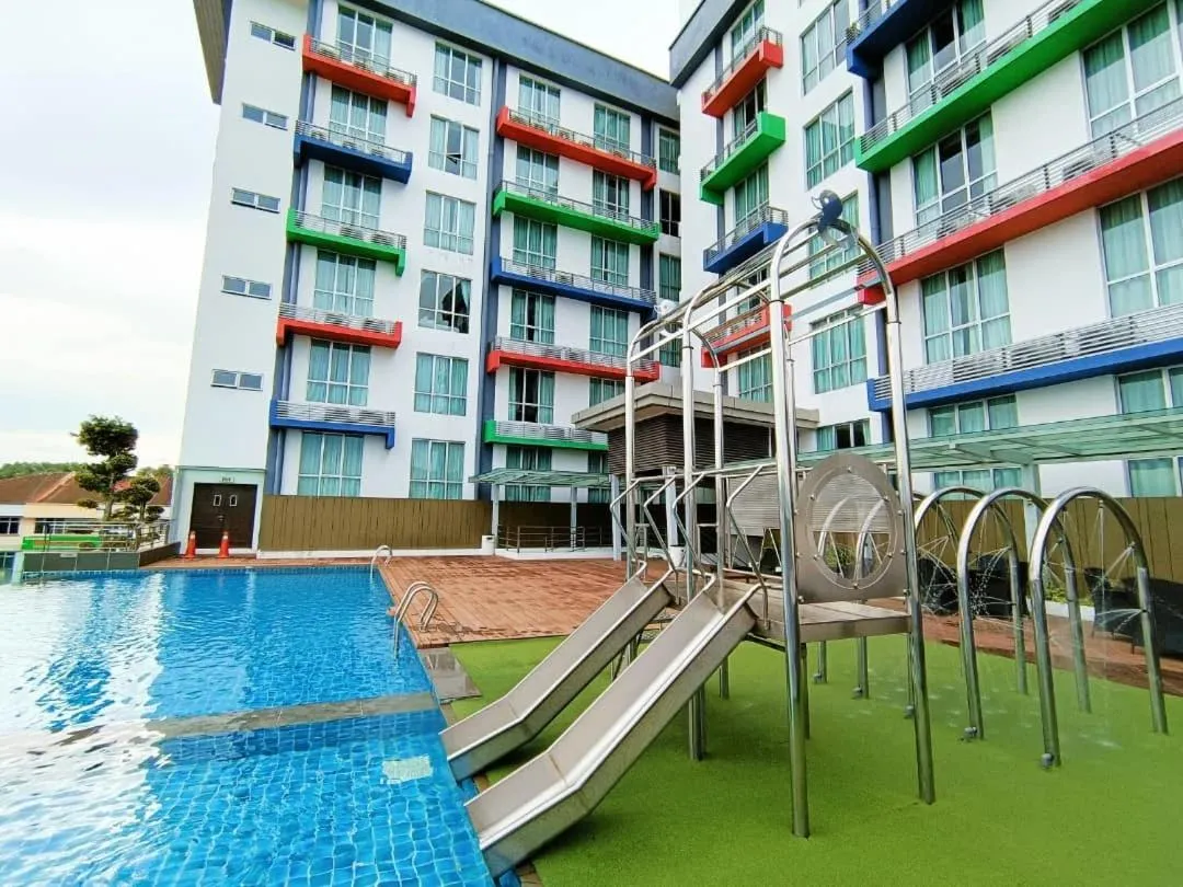 Swimming pool in V8 Hotel Johor Bahru