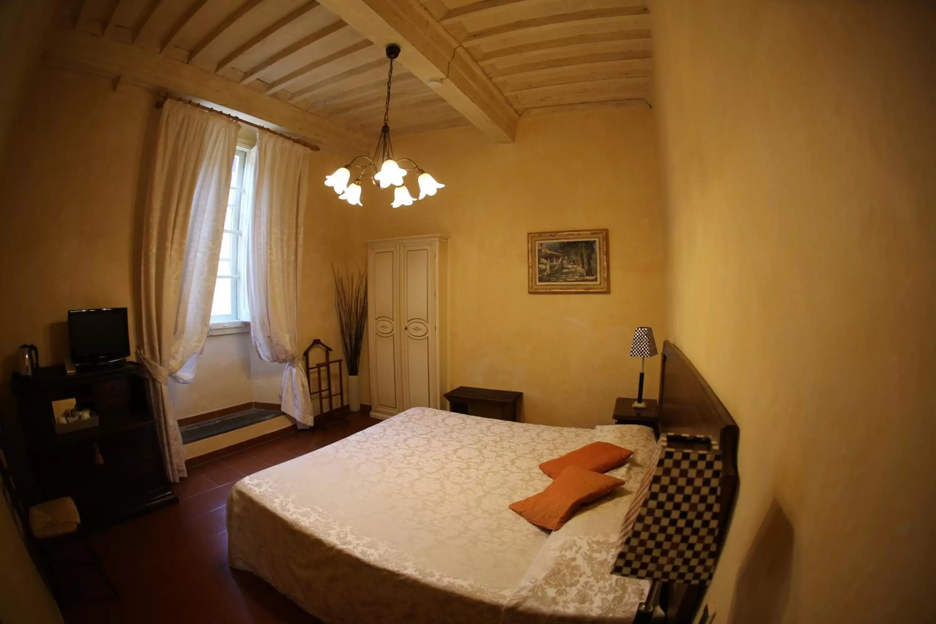 Bedroom, Bed in Hotel Italia Cortona