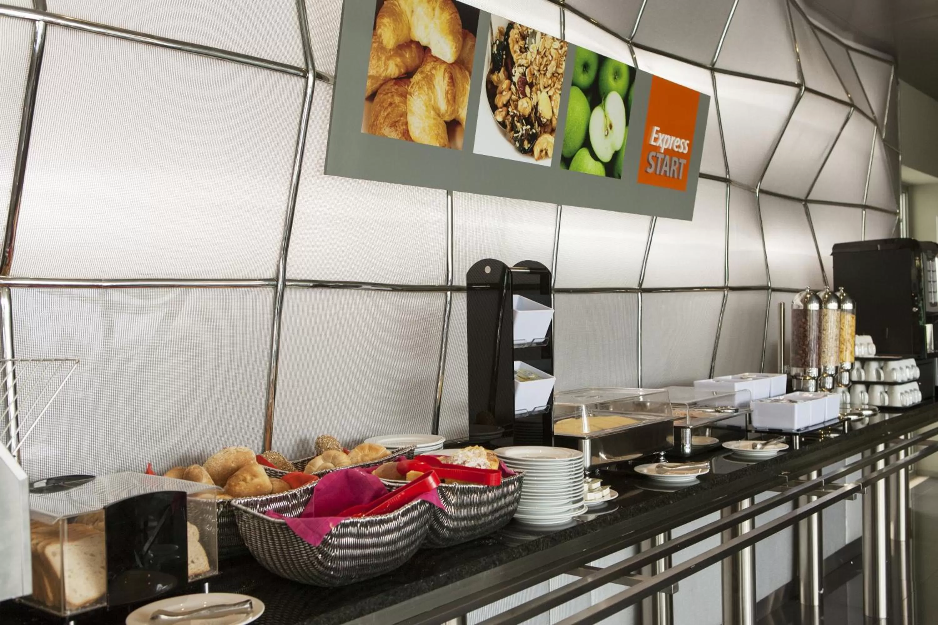 Breakfast in Holiday Inn Express Lisbon Alfragide by IHG