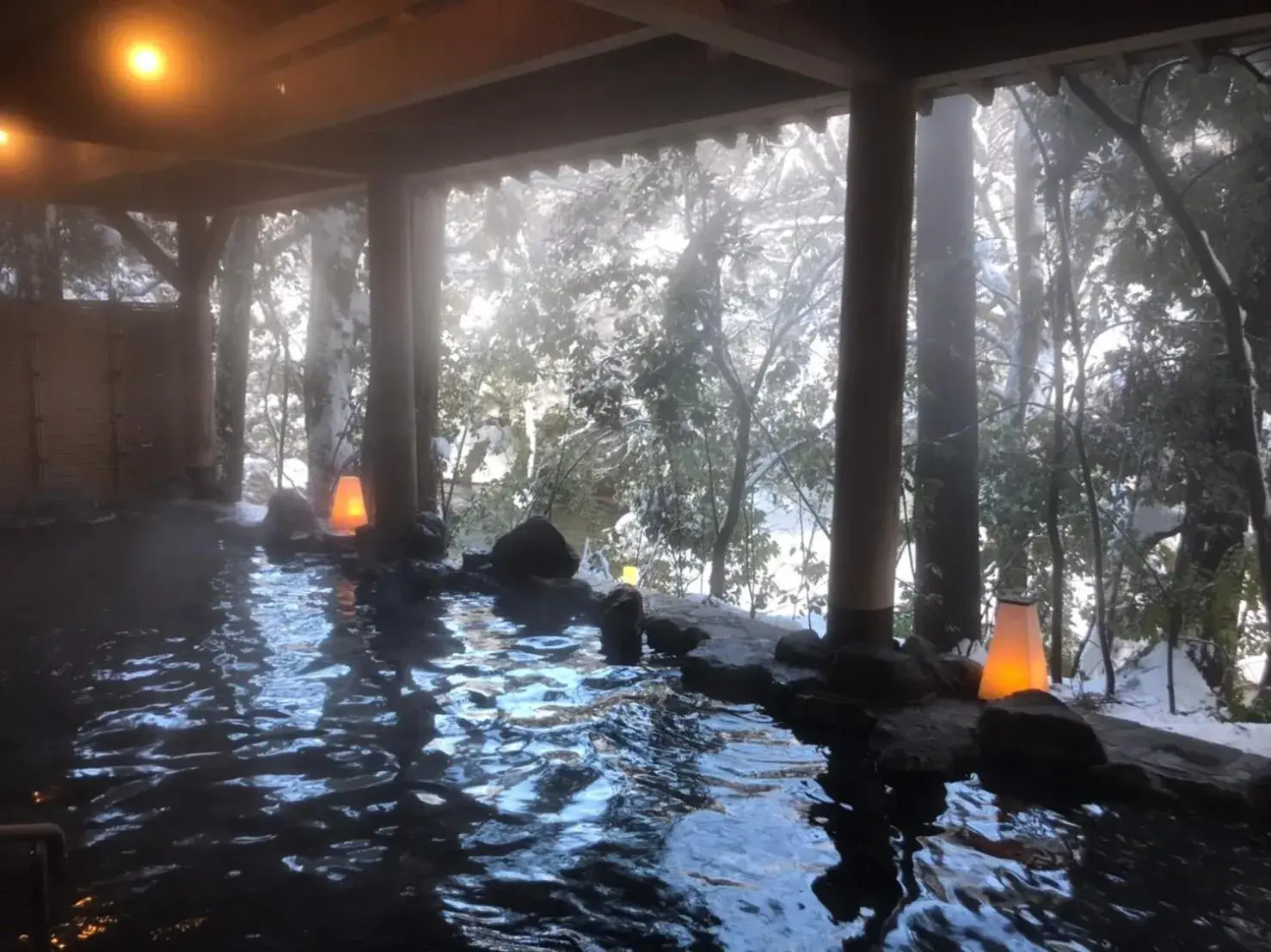 Hot Spring Bath, Winter in Shirasagiyu Tawaraya