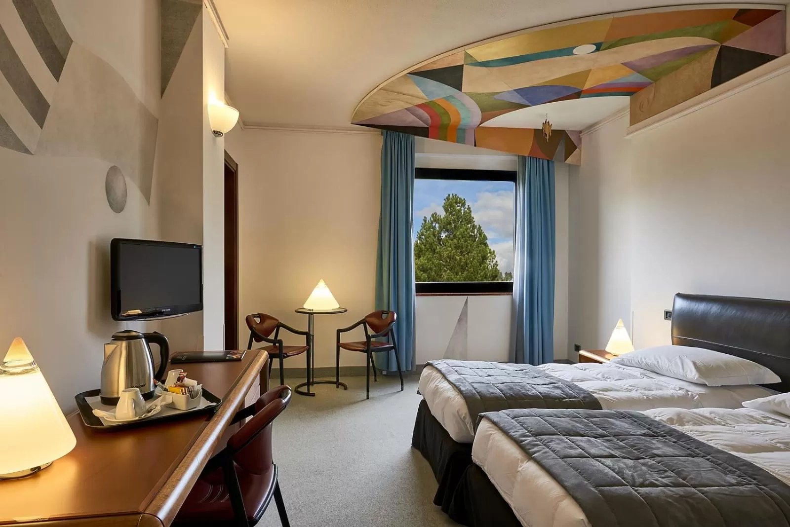 Photo of the whole room, Bed in Albornoz Palace Hotel