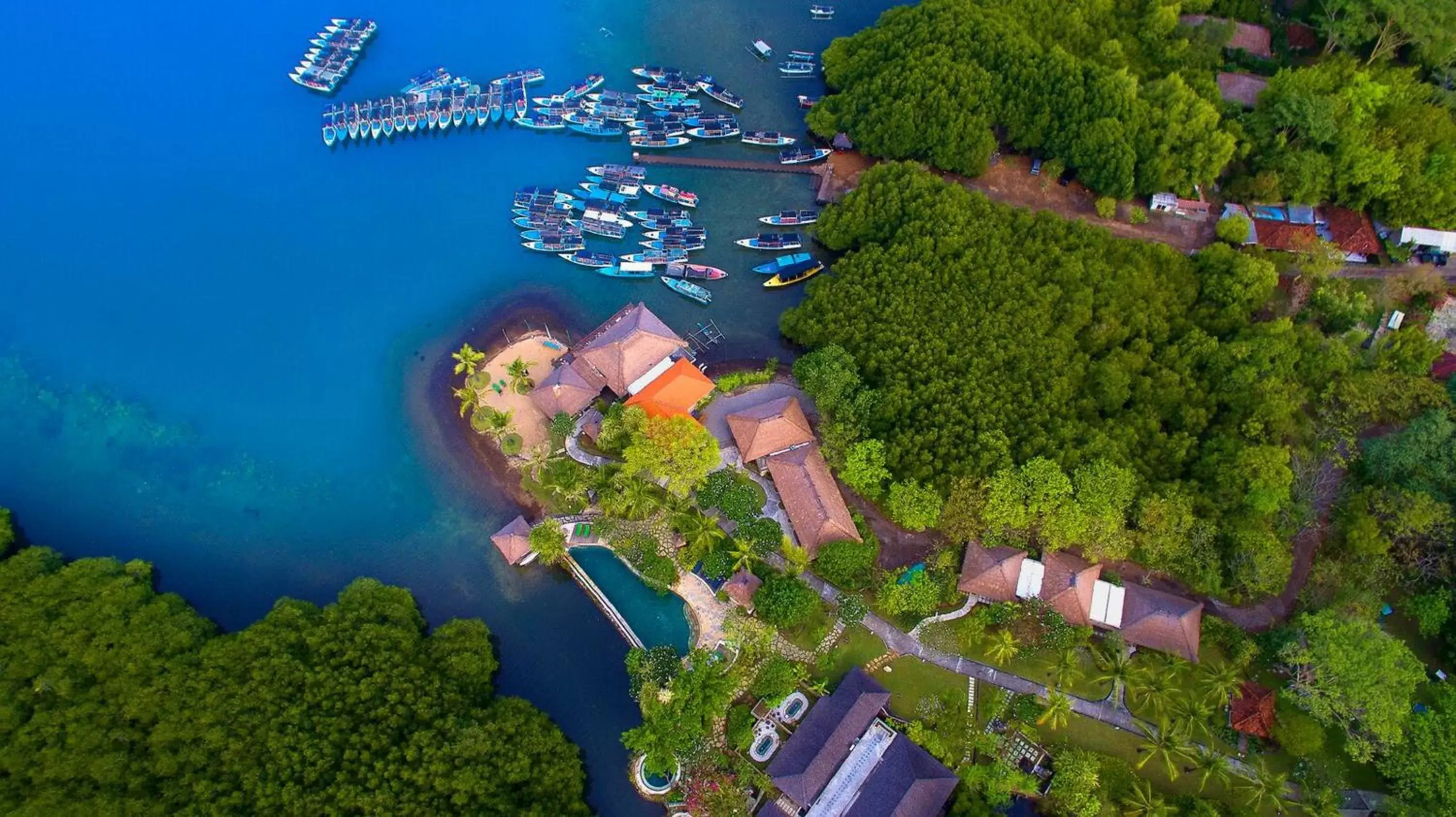 Bird's eye view, Bird's-eye View in Mimpi Resort Menjangan