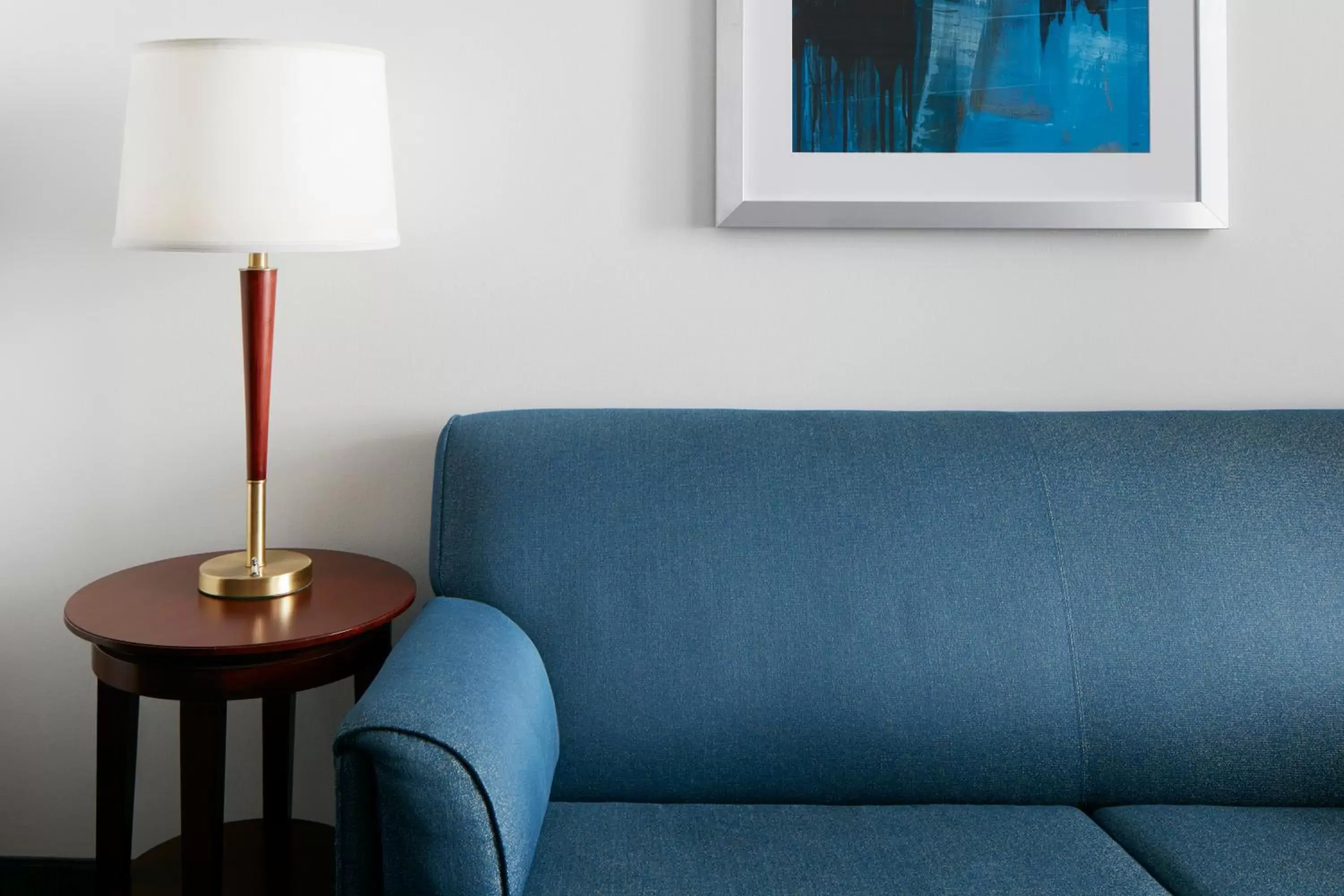 Living room, Seating Area in Club Quarters Hotel Wacker at Michigan, Chicago