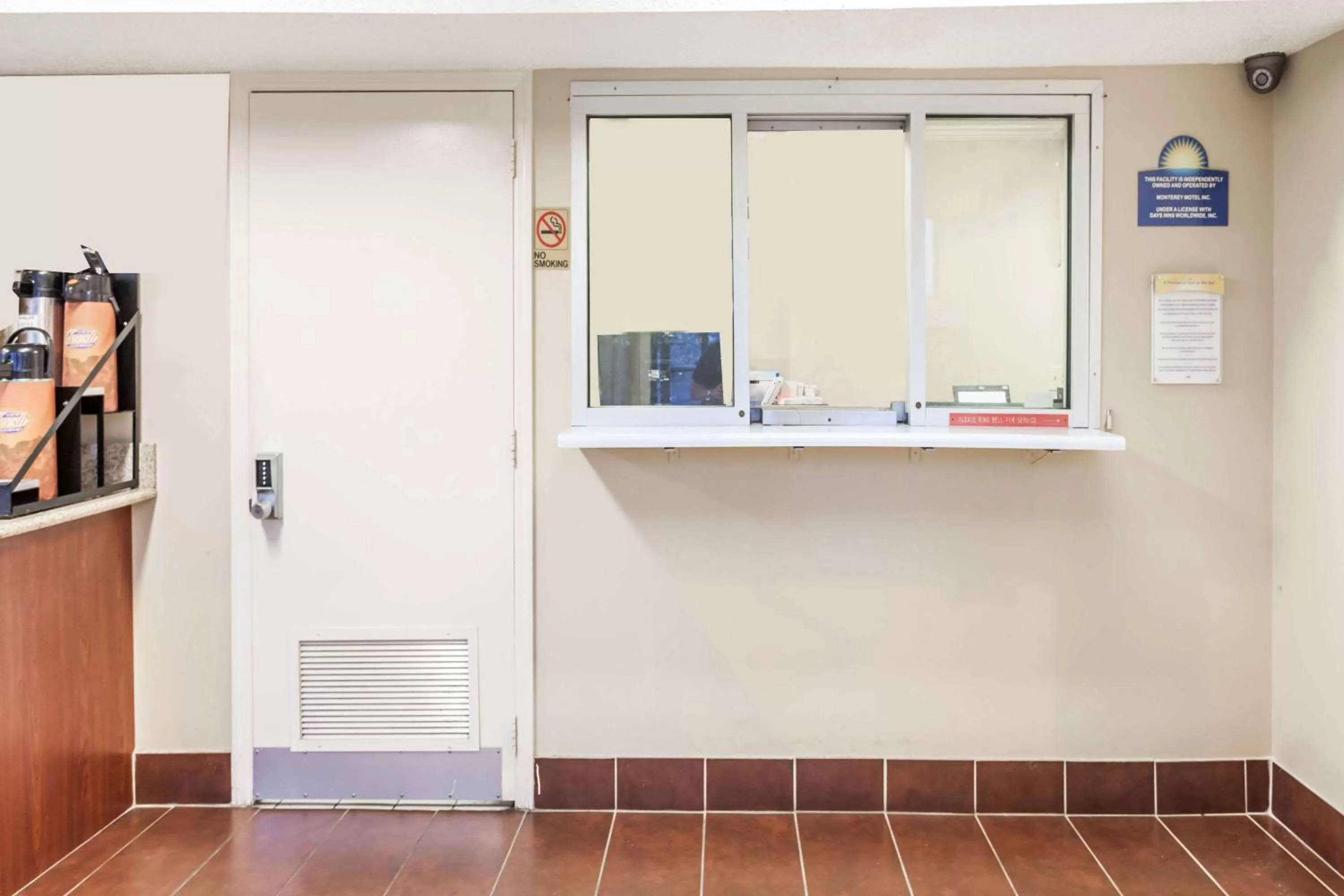 Lobby or reception in Days Inn by Wyndham Nashville N Opryland/Grand Ole Opry