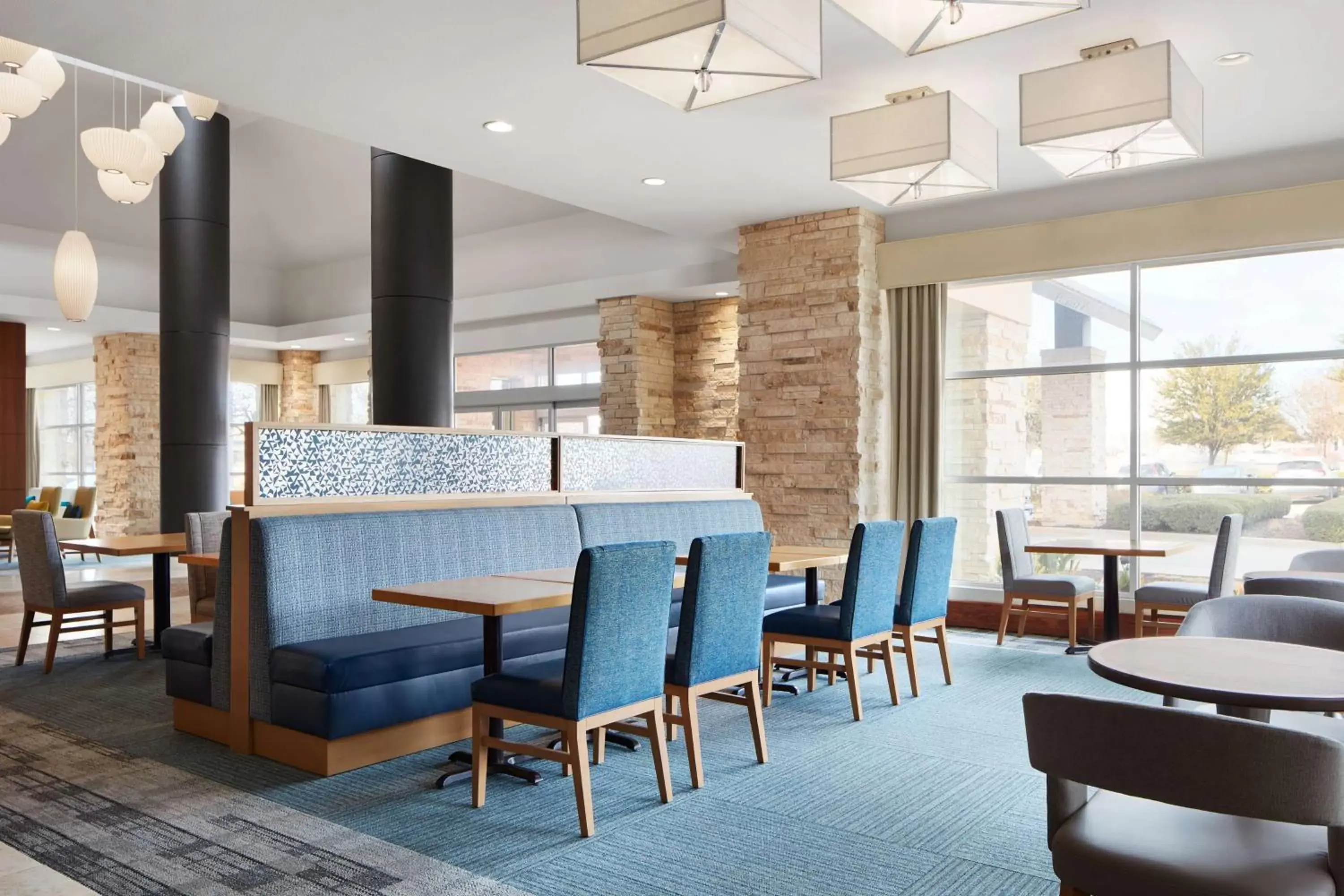 Breakfast, Restaurant/Places to Eat in Hilton Garden Inn Dallas Richardson