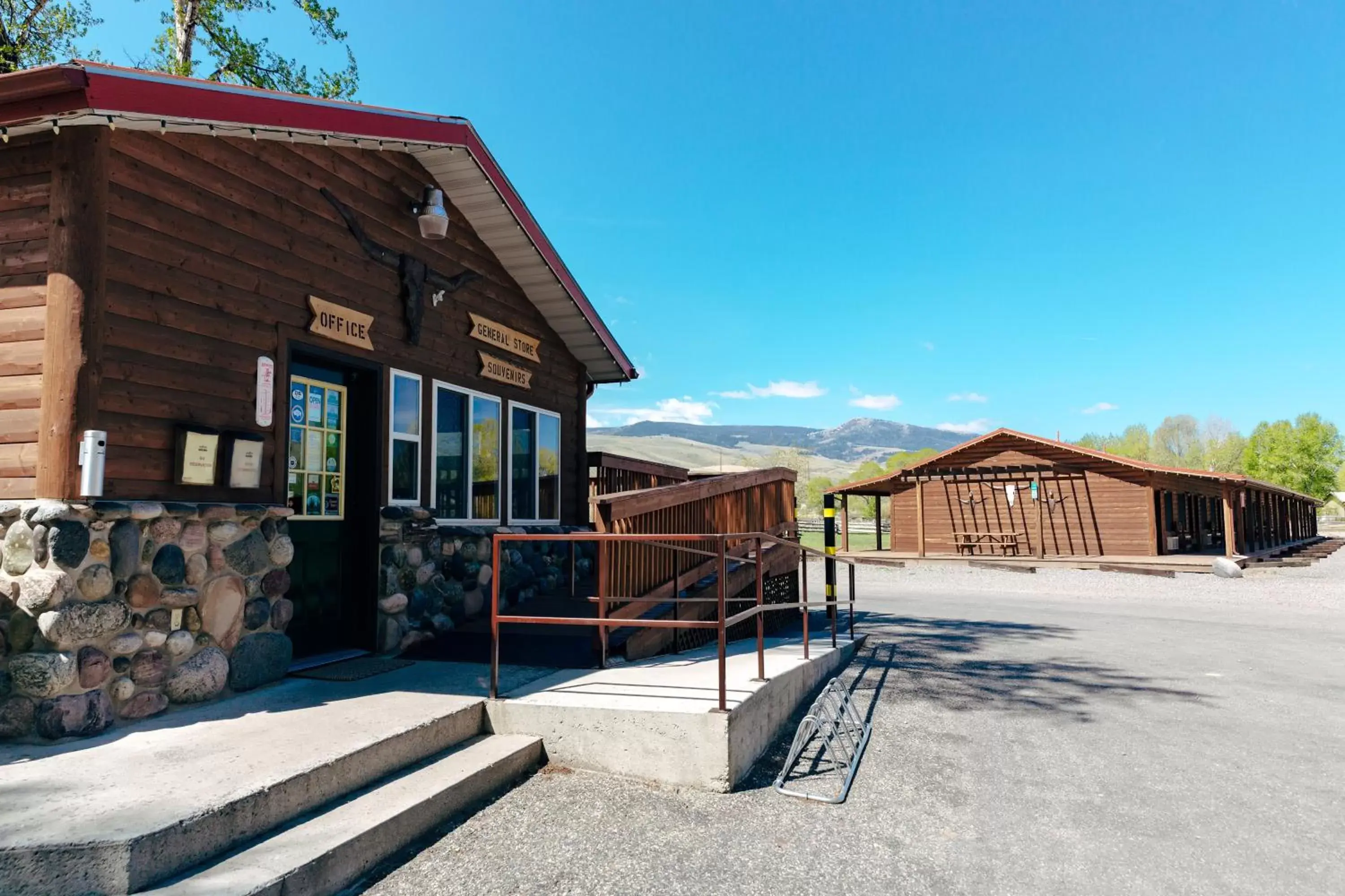 Property Building in The Longhorn Ranch Lodge & RV Resort