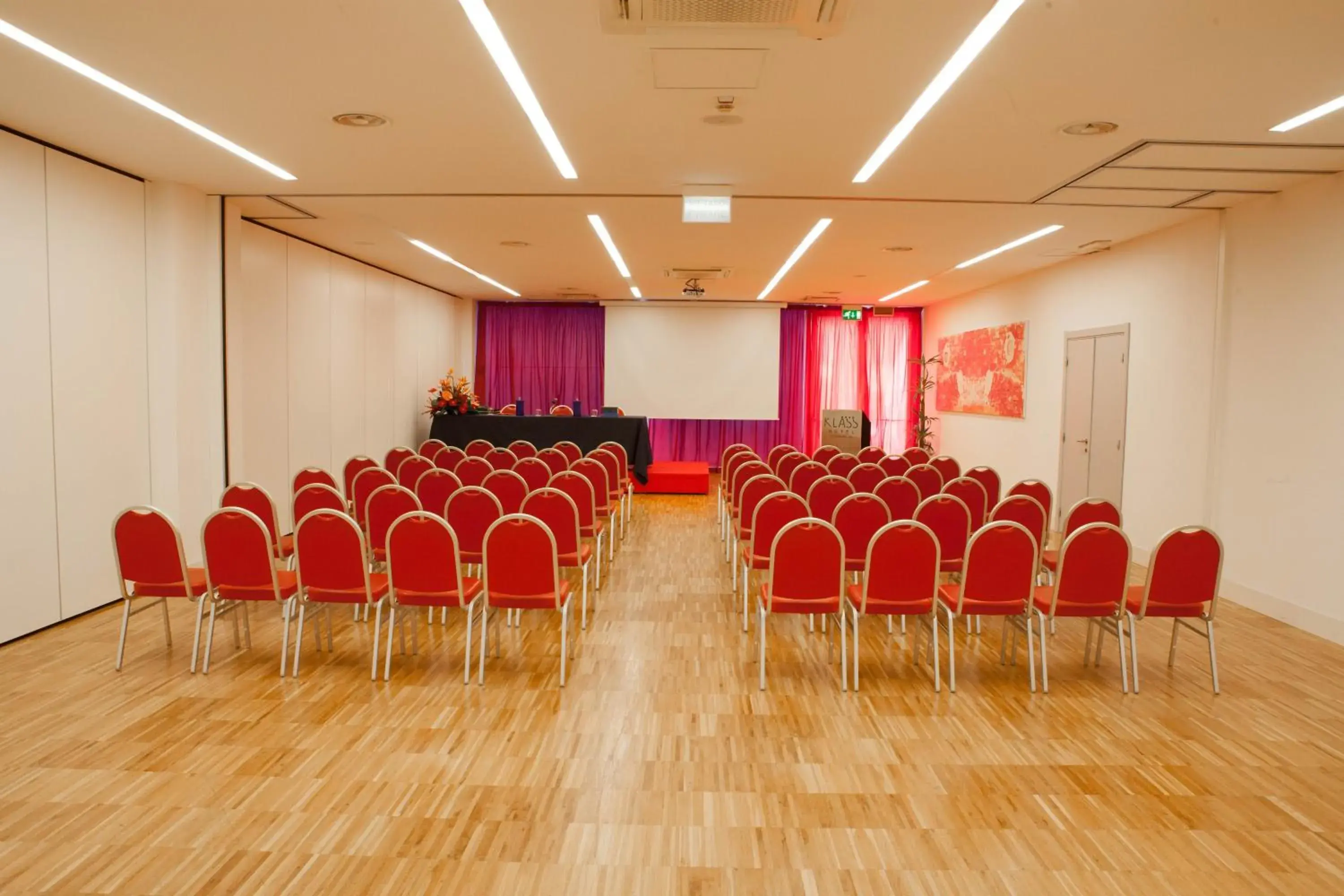 Meeting/conference room in Klass Hotel