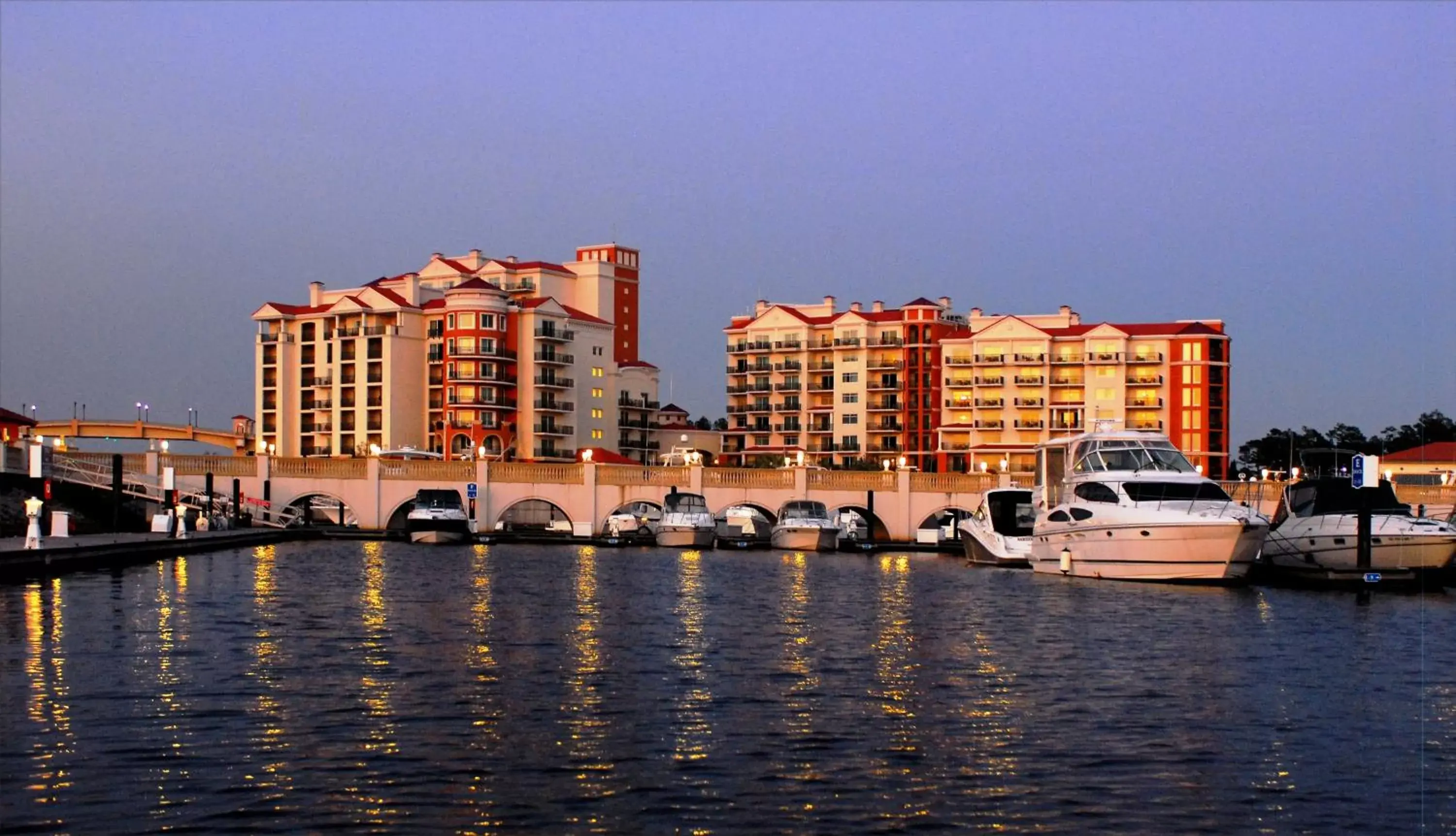 Facade/entrance, Property Building in Marina Inn at Grande Dunes