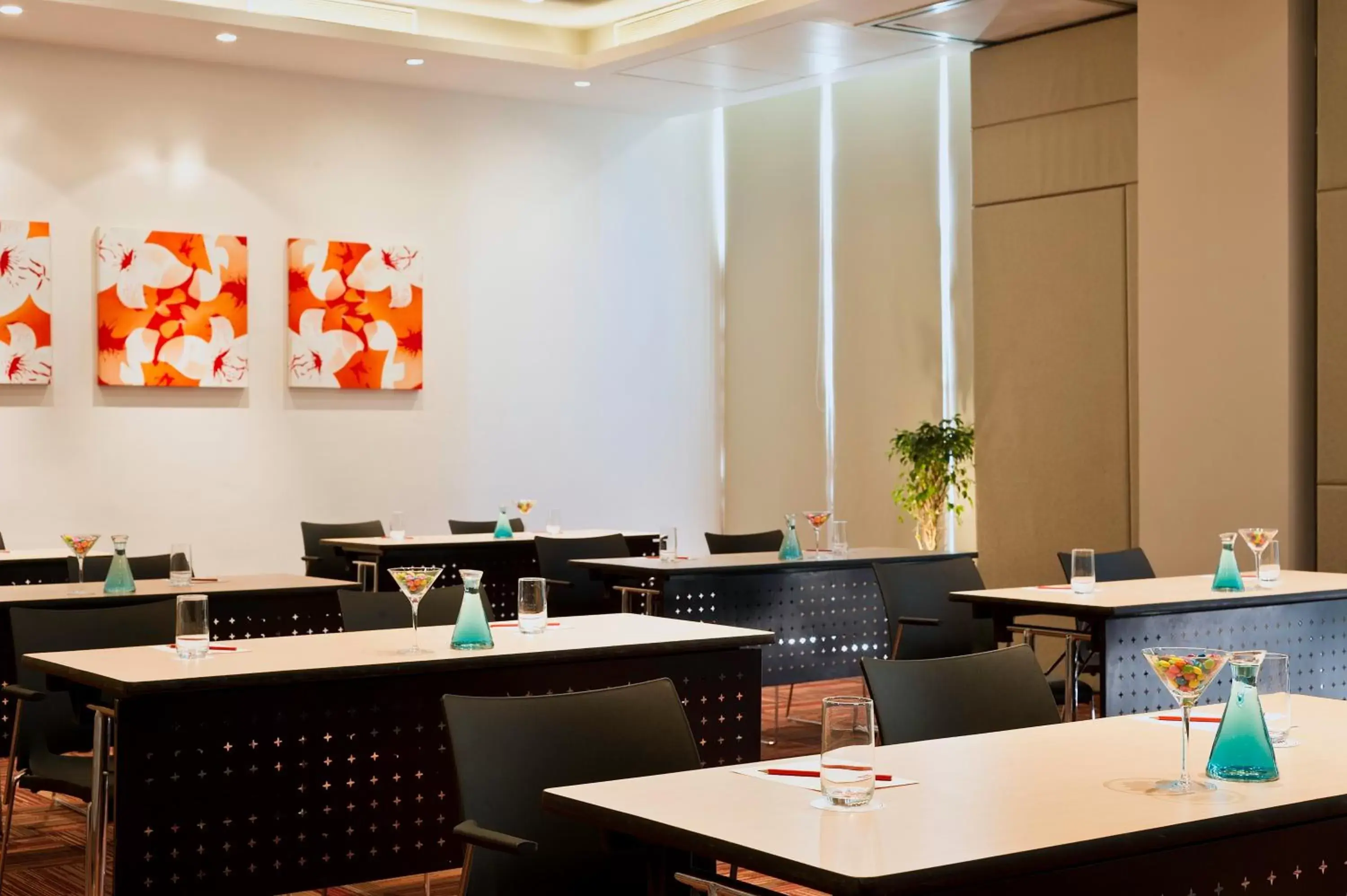 Business facilities in ibis Navi Mumbai - An Accor Brand