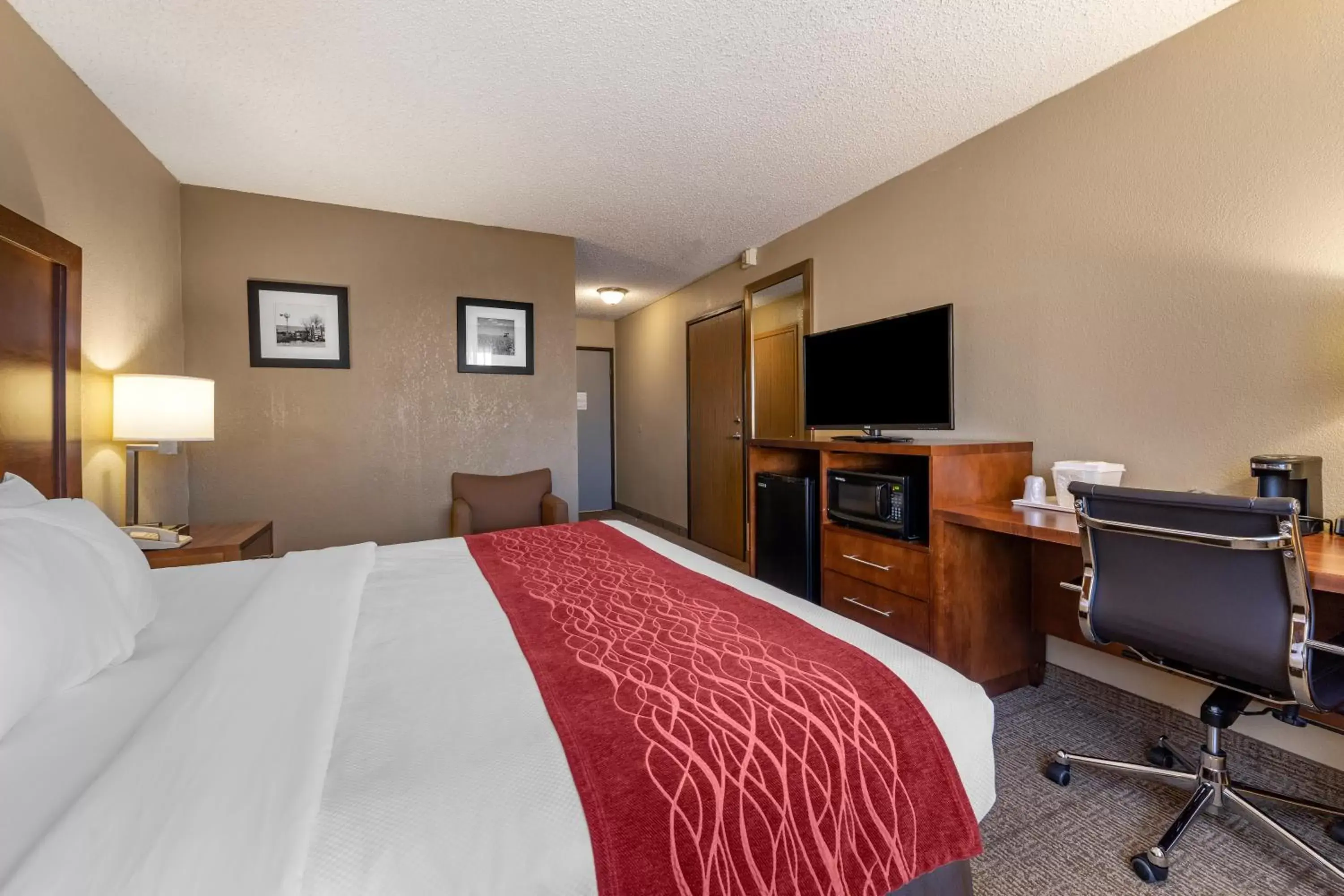 Bedroom in Comfort Inn & Suites Hays I-70