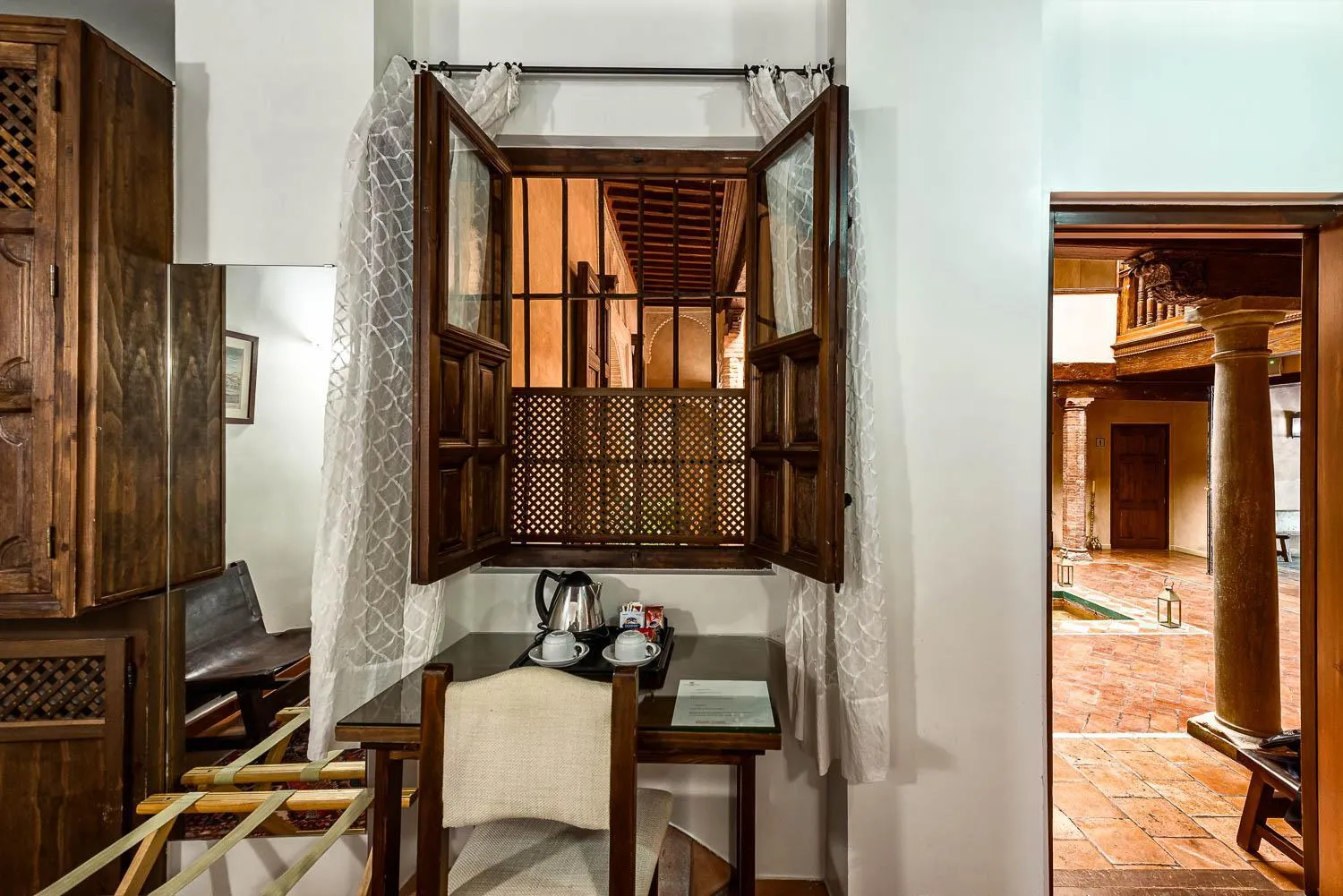 Decorative detail in Hotel Casa Morisca