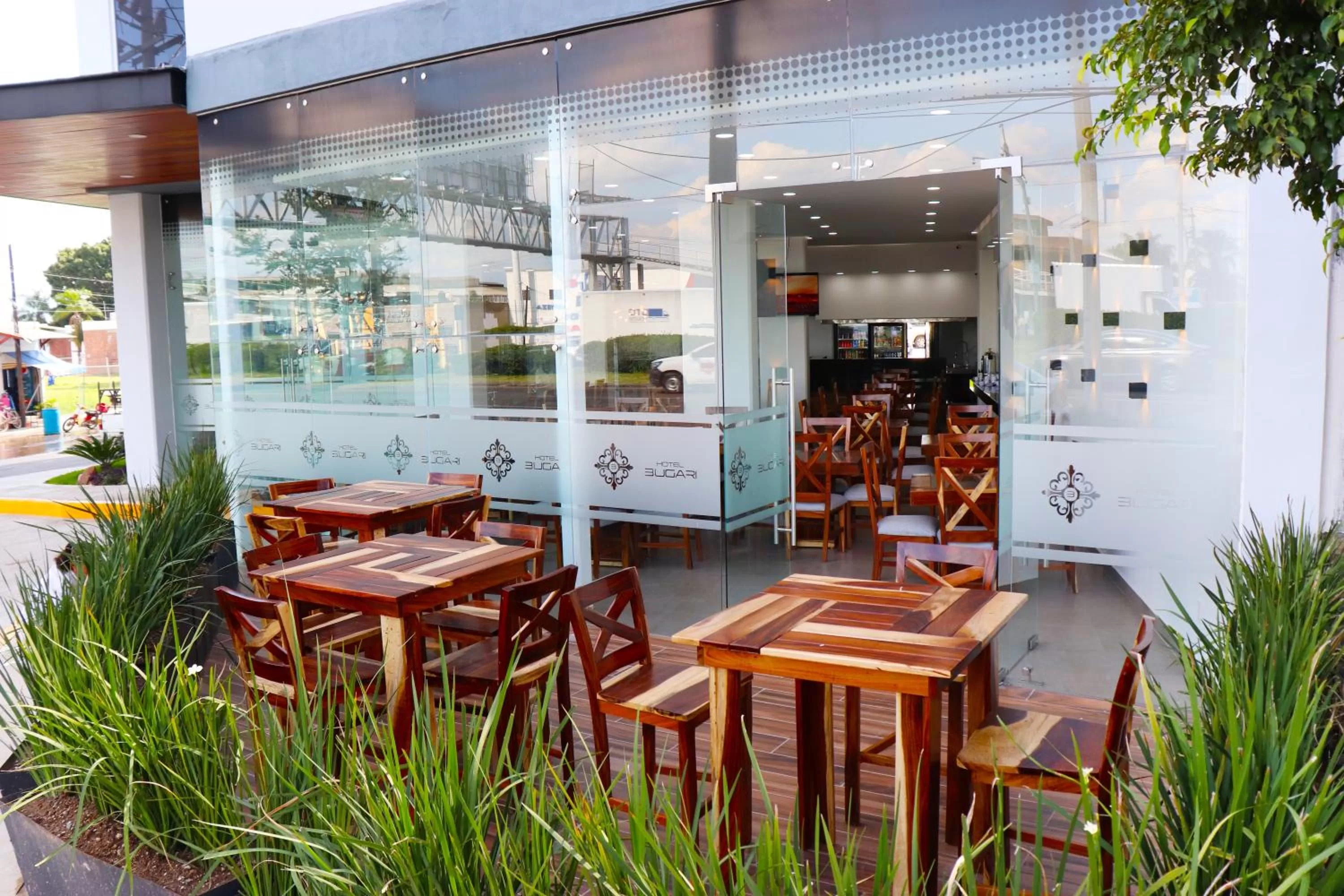 Restaurant/places to eat in Hotel Bugari Aeropuerto Guadalajara