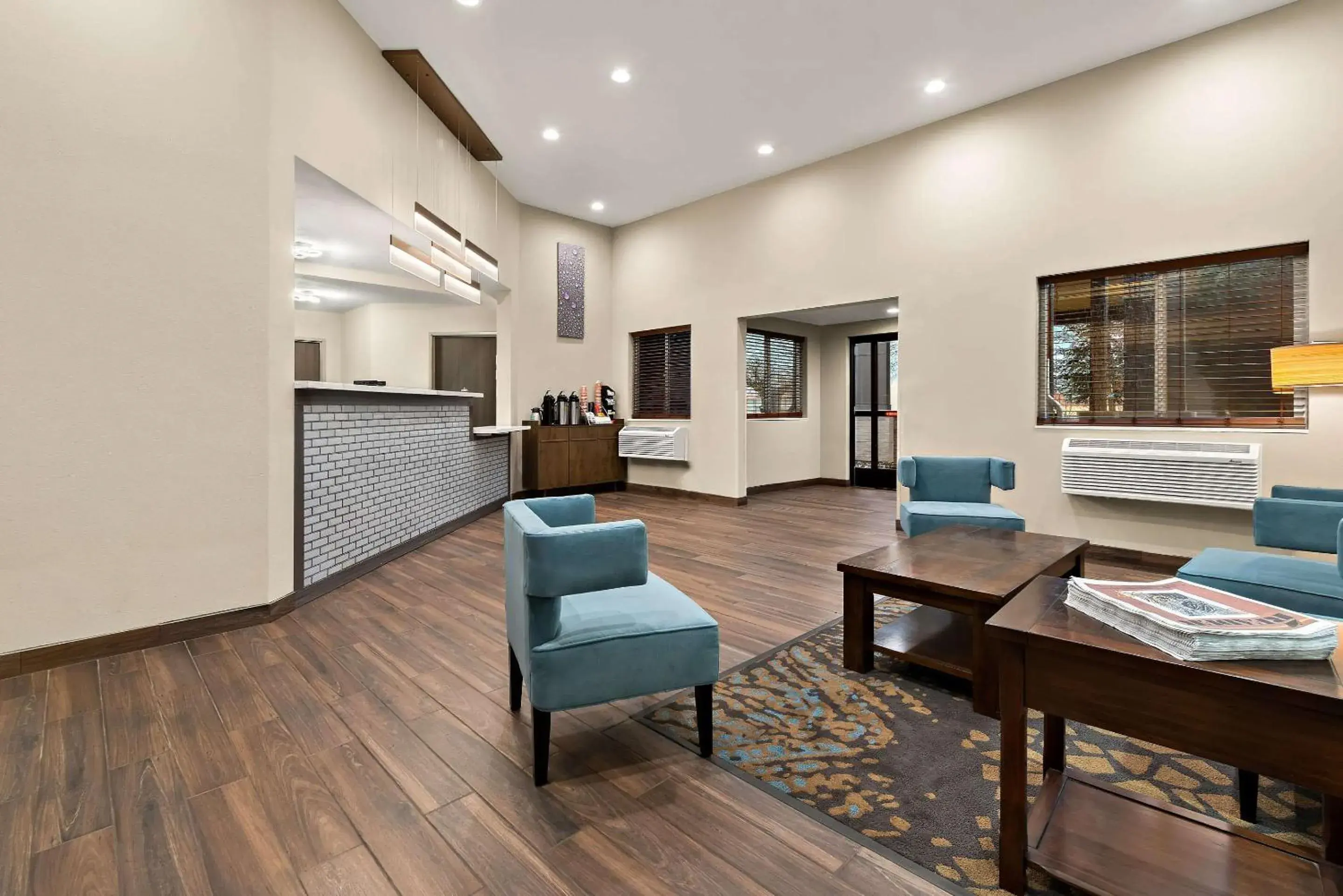 Lobby or reception, Lobby/Reception in Super 8 by Wyndham Kelso Longview Area