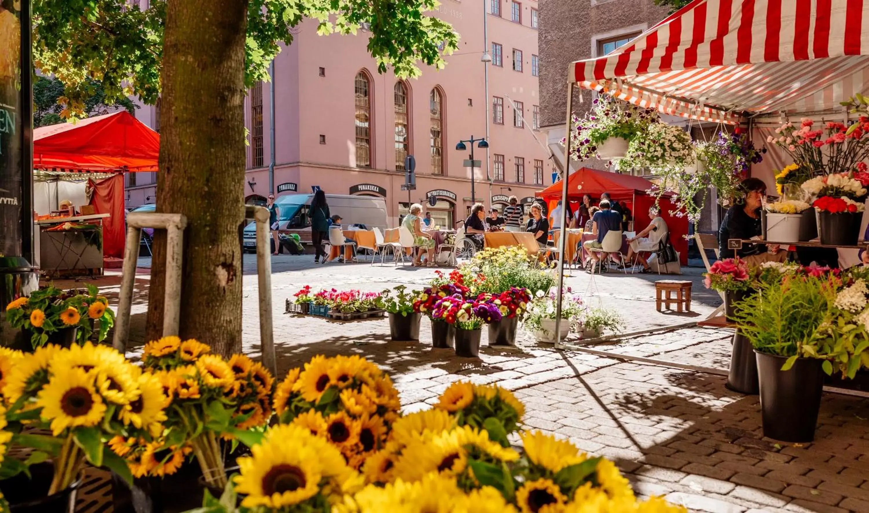 Nearby landmark in Hotel Indigo Helsinki-Boulevard, an IHG Hotel