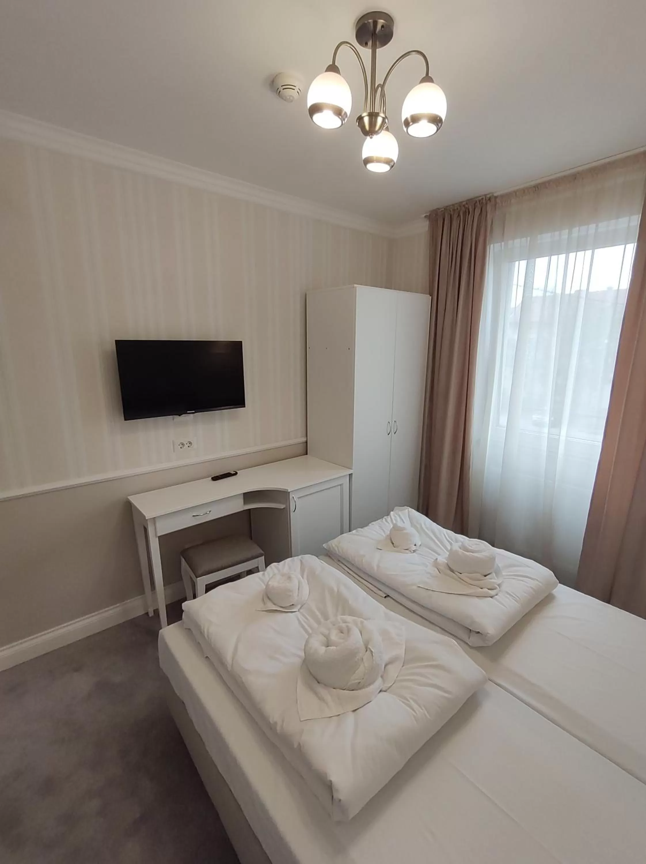 TV and multimedia, Bed in Fanea Residence