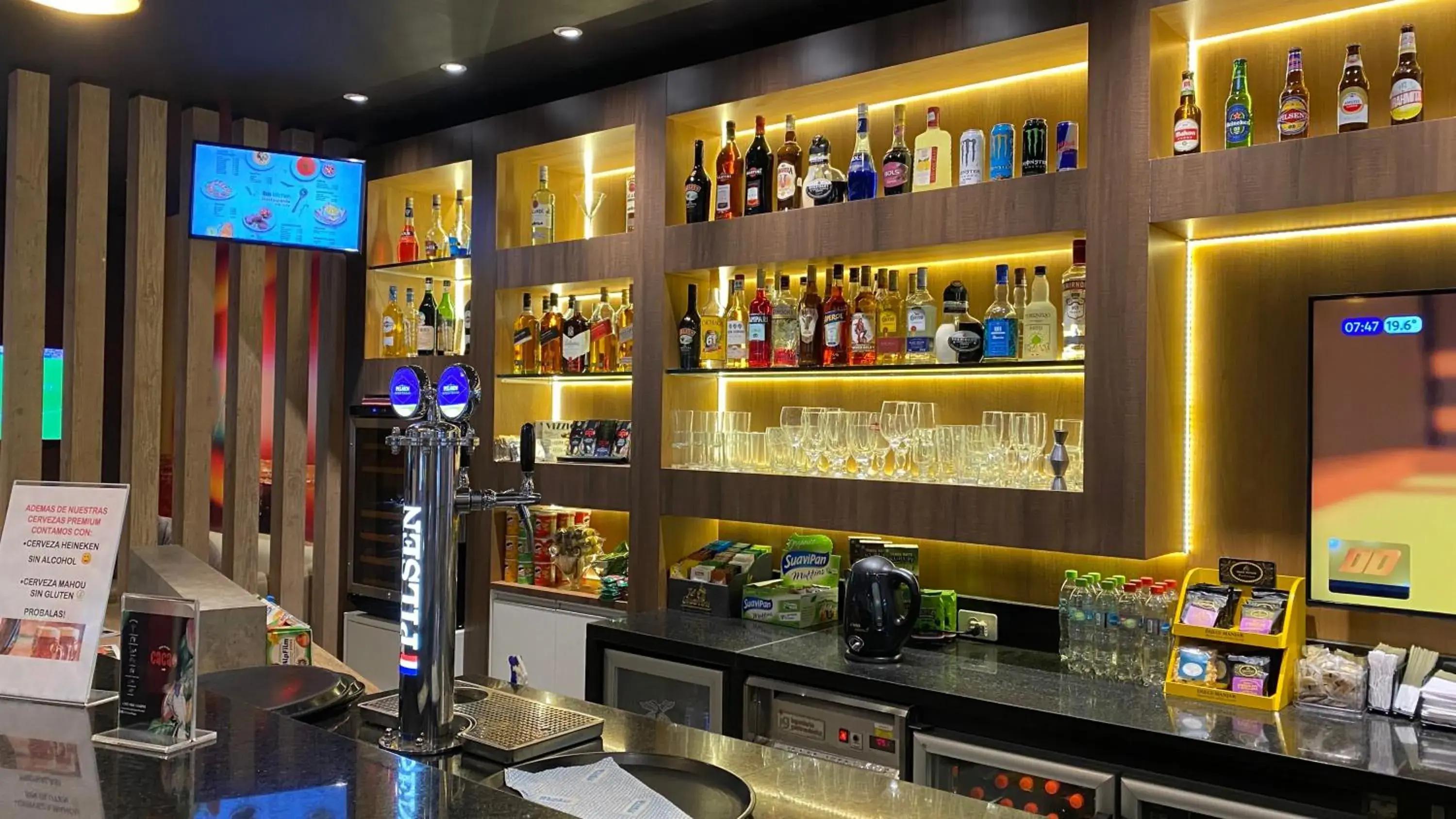 Lounge or bar, Lounge/Bar in ibis Asuncion