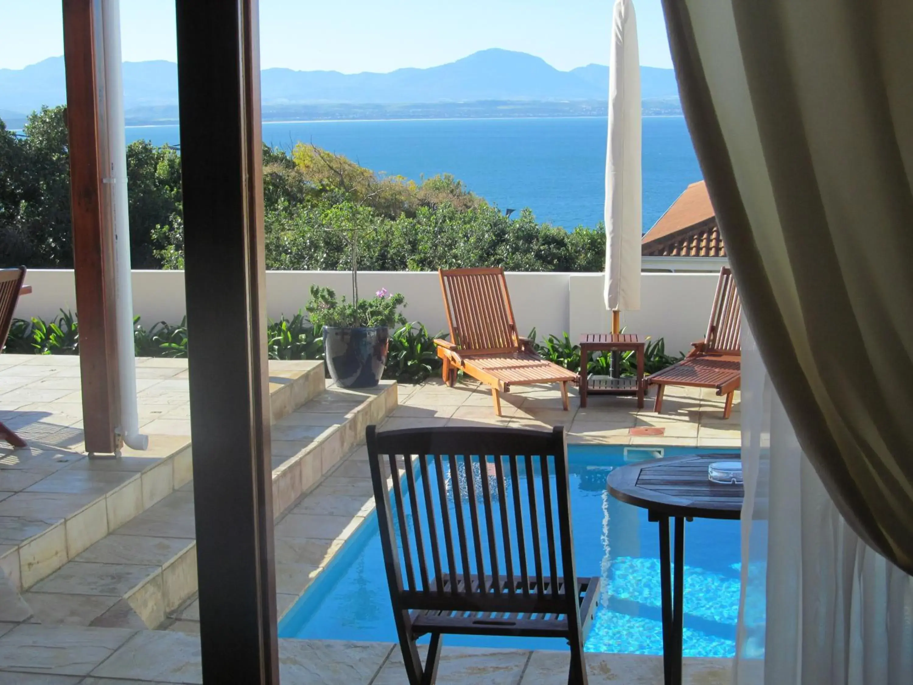 Balcony/Terrace, Pool View in Aquamarine Guest House