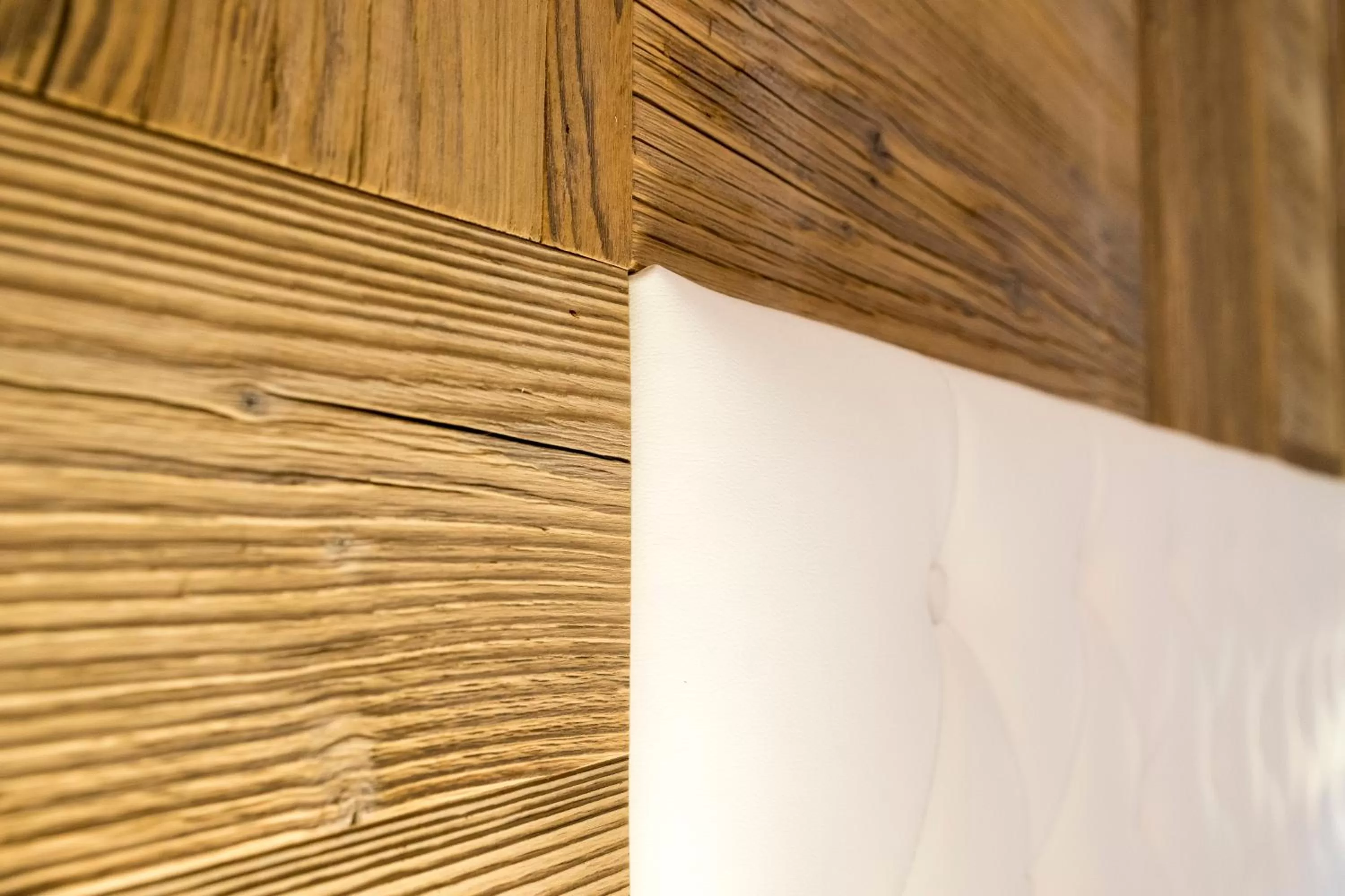 Decorative detail, Bed in Natur & Spa Resort "Der Alpbacherhof" Superior