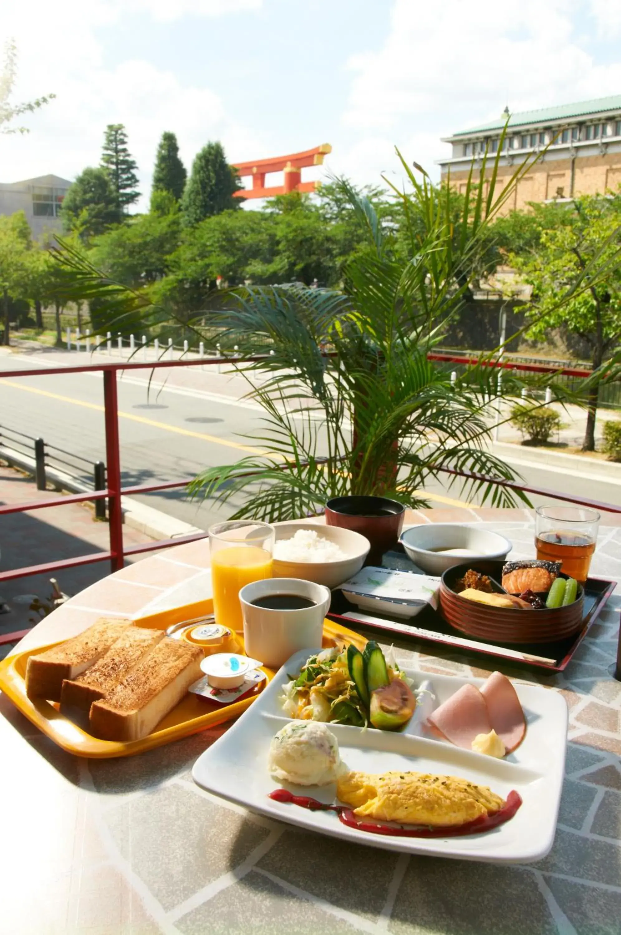 Food and drinks in Kyoto Travellers Inn