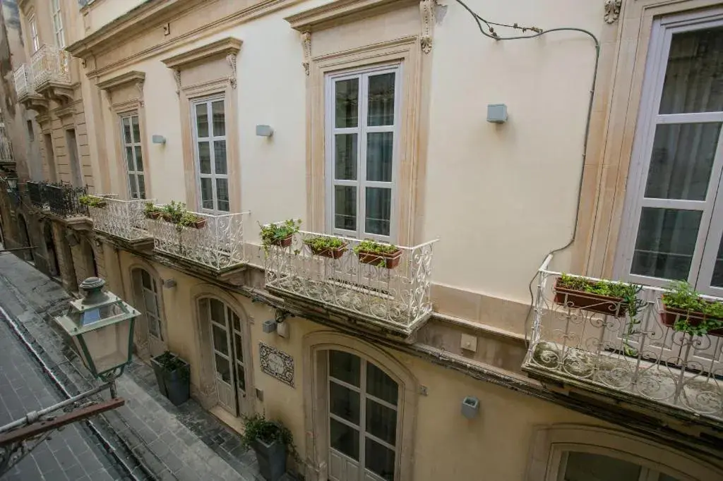 Balcony/Terrace in Hotel Gargallo