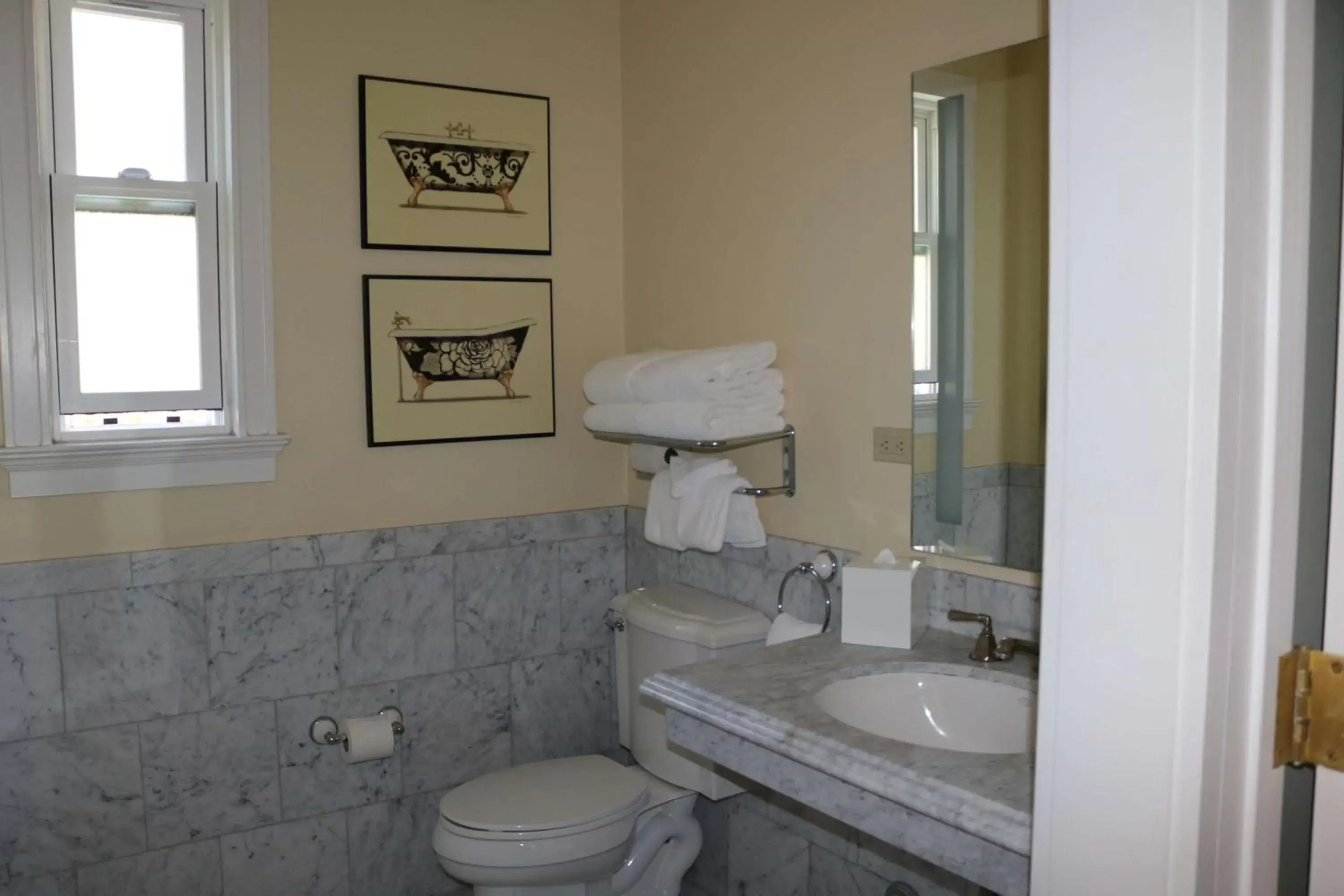 Bathroom in The Cartwright Hotel, Union Square BW Premier Collection