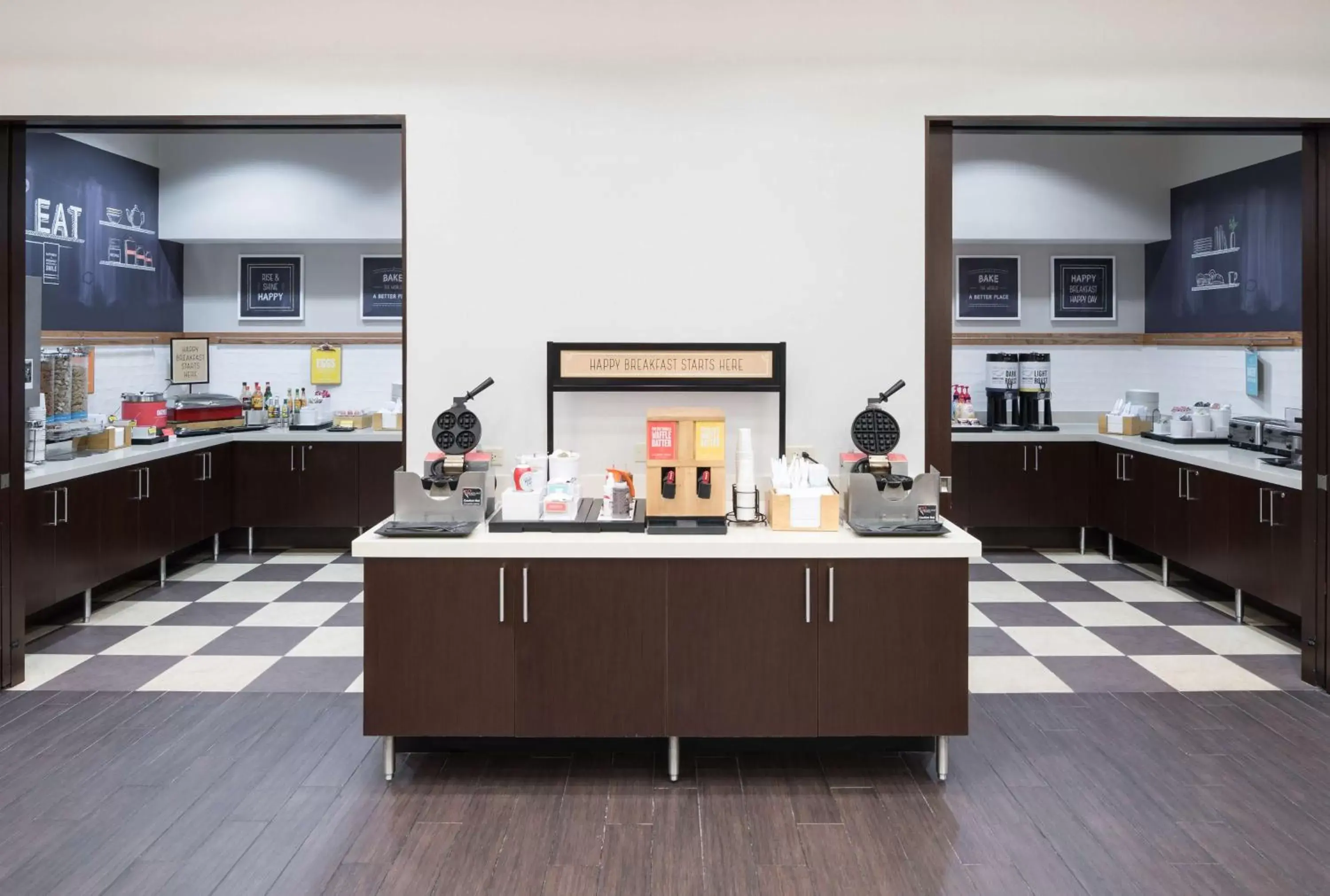 Breakfast in Hampton Inn & Suites Chicago North Shore Breakfast in Hampton Inn & Suites Chicago North Shore