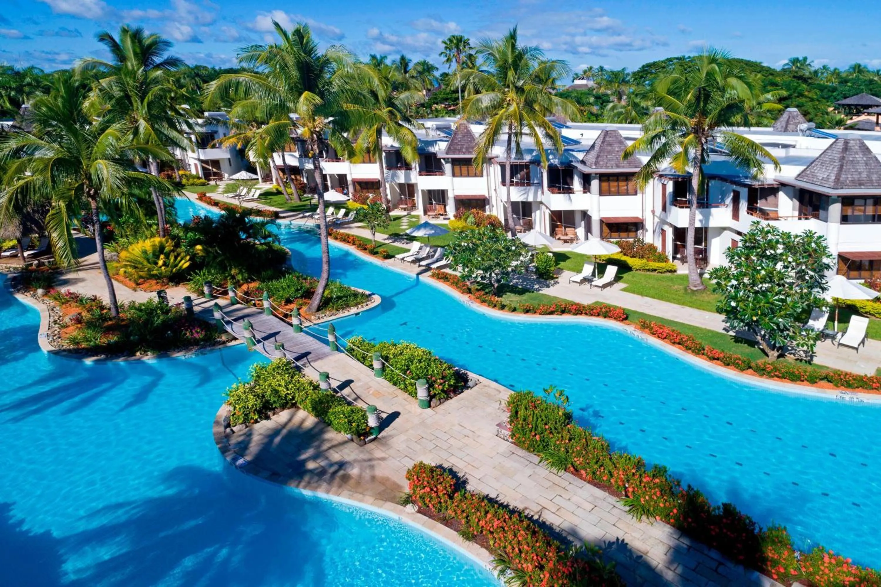 Property building in Sheraton Denarau Villas