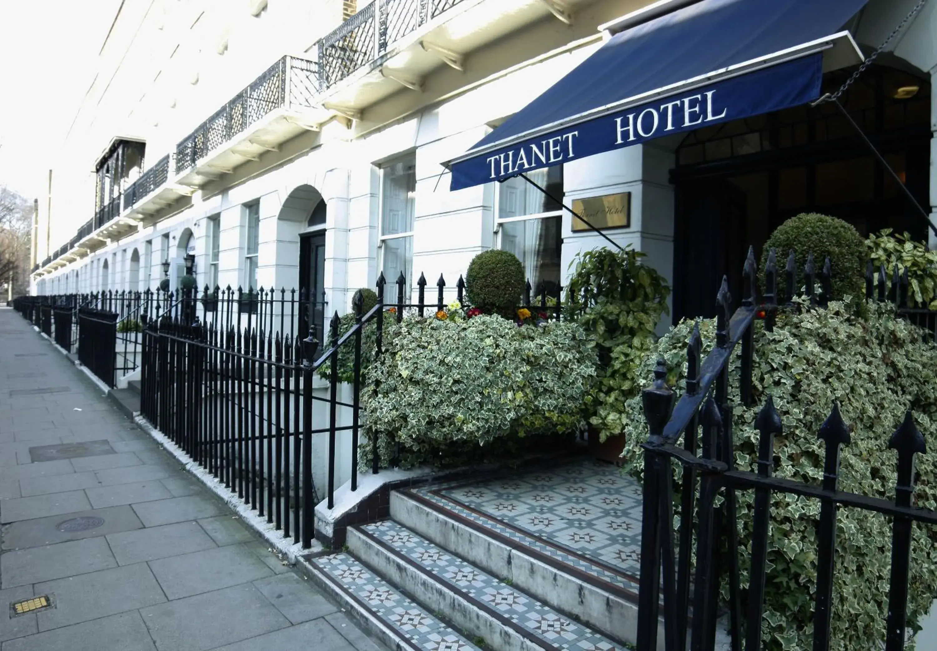 Facade/entrance in Thanet Hotel