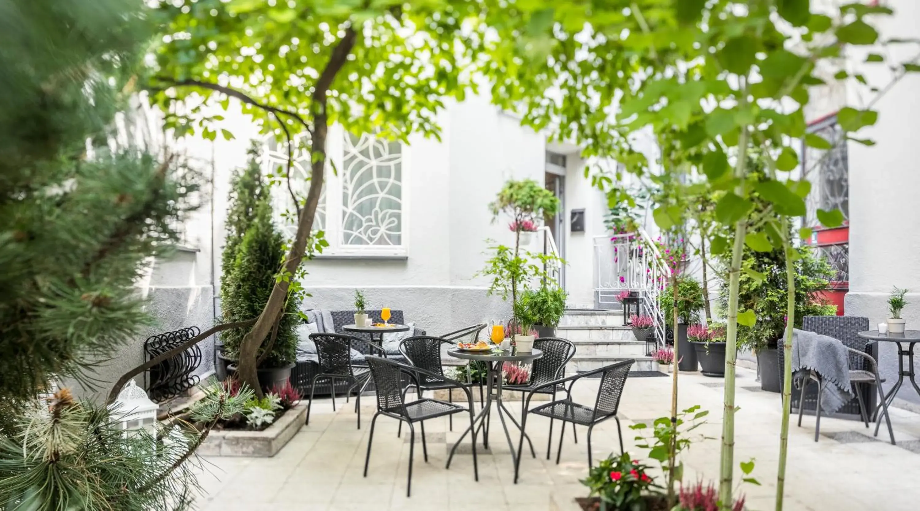 Patio in Apartamenty Platinia - komfortowe noclegi Kraków Stare Miasto