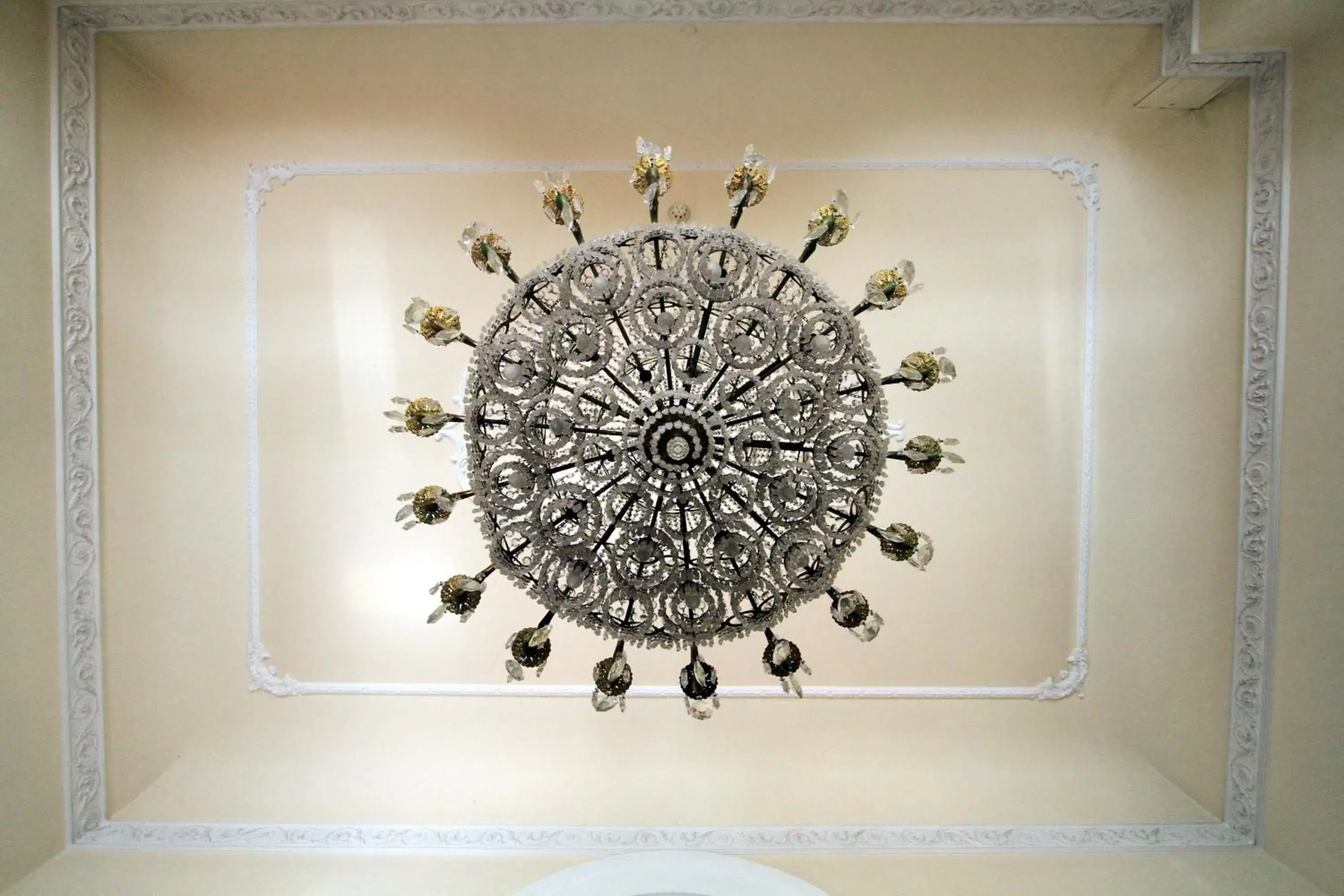Decorative detail in Ena Hotel