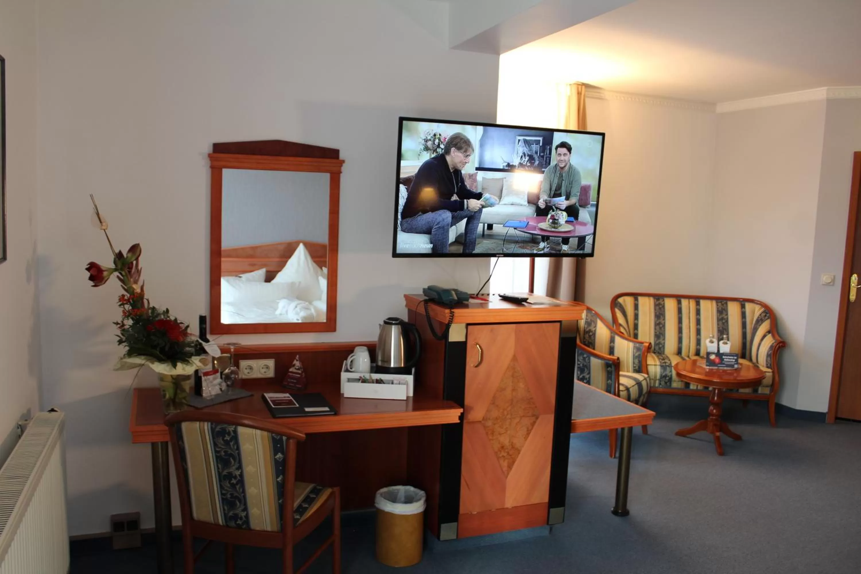 TV and multimedia in Hotel Residenz Bad Frankenhausen