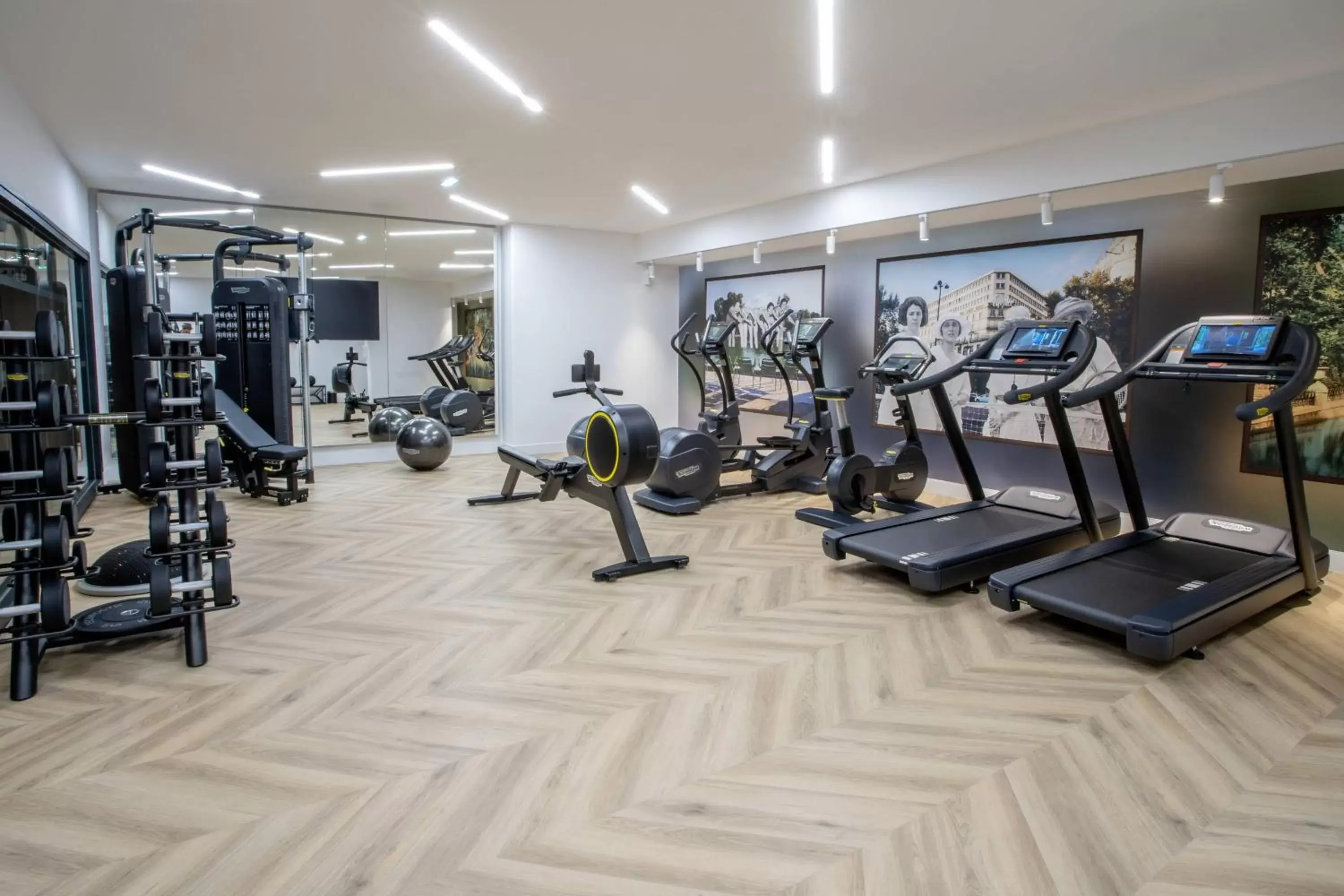 Fitness centre/facilities, Fitness Center/Facilities in Courtyard by Marriott Paris Porte de Versailles