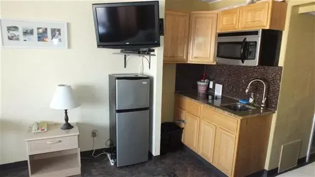 TV and multimedia, Kitchen/Kitchenette in Cara Mara Resort