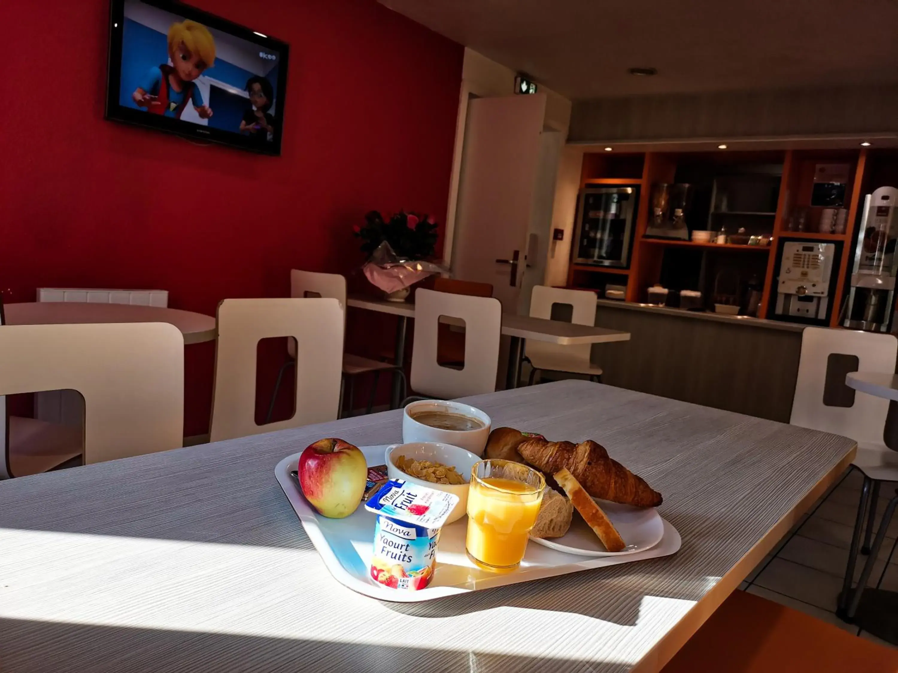 Continental breakfast in Première Classe Metz Nord - Talange