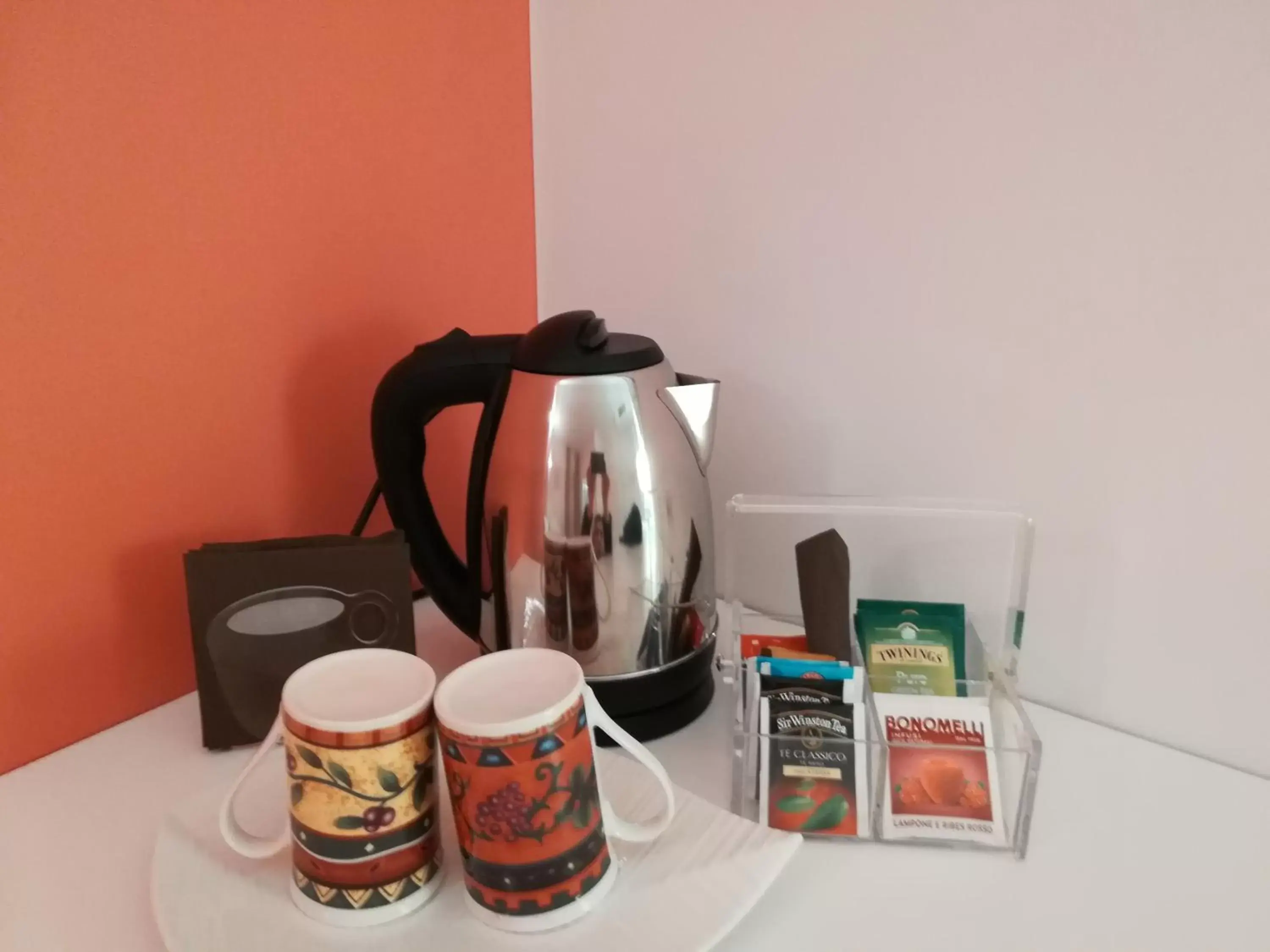 Coffee/tea facilities in Dimora Francesca