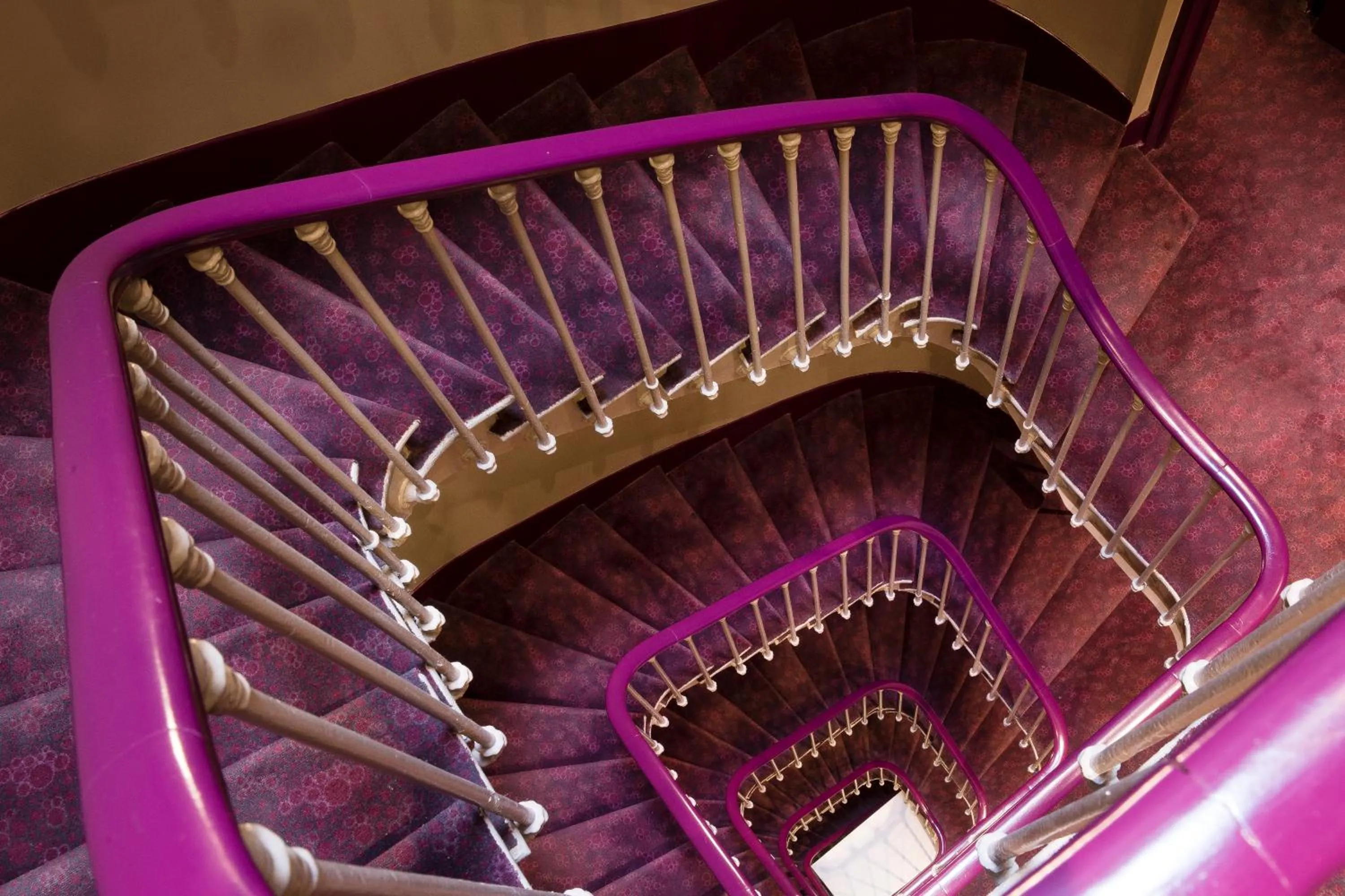 Decorative detail in Hôtel Mondial