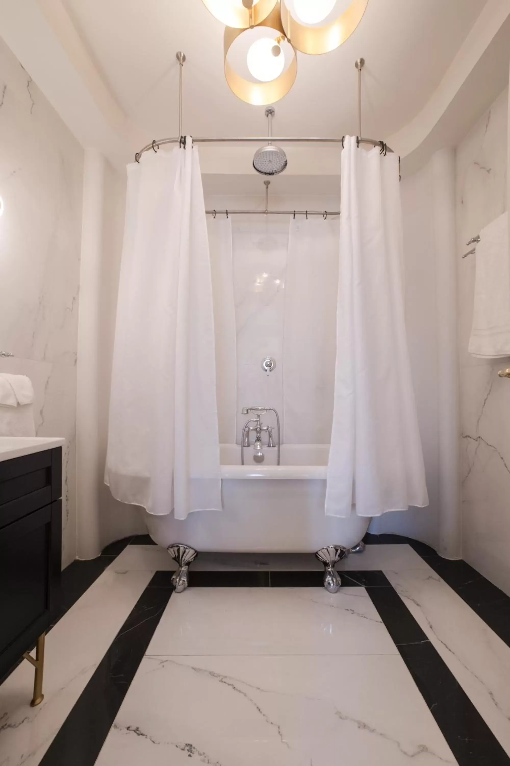 Bathroom in Castellano Hotel & Suites