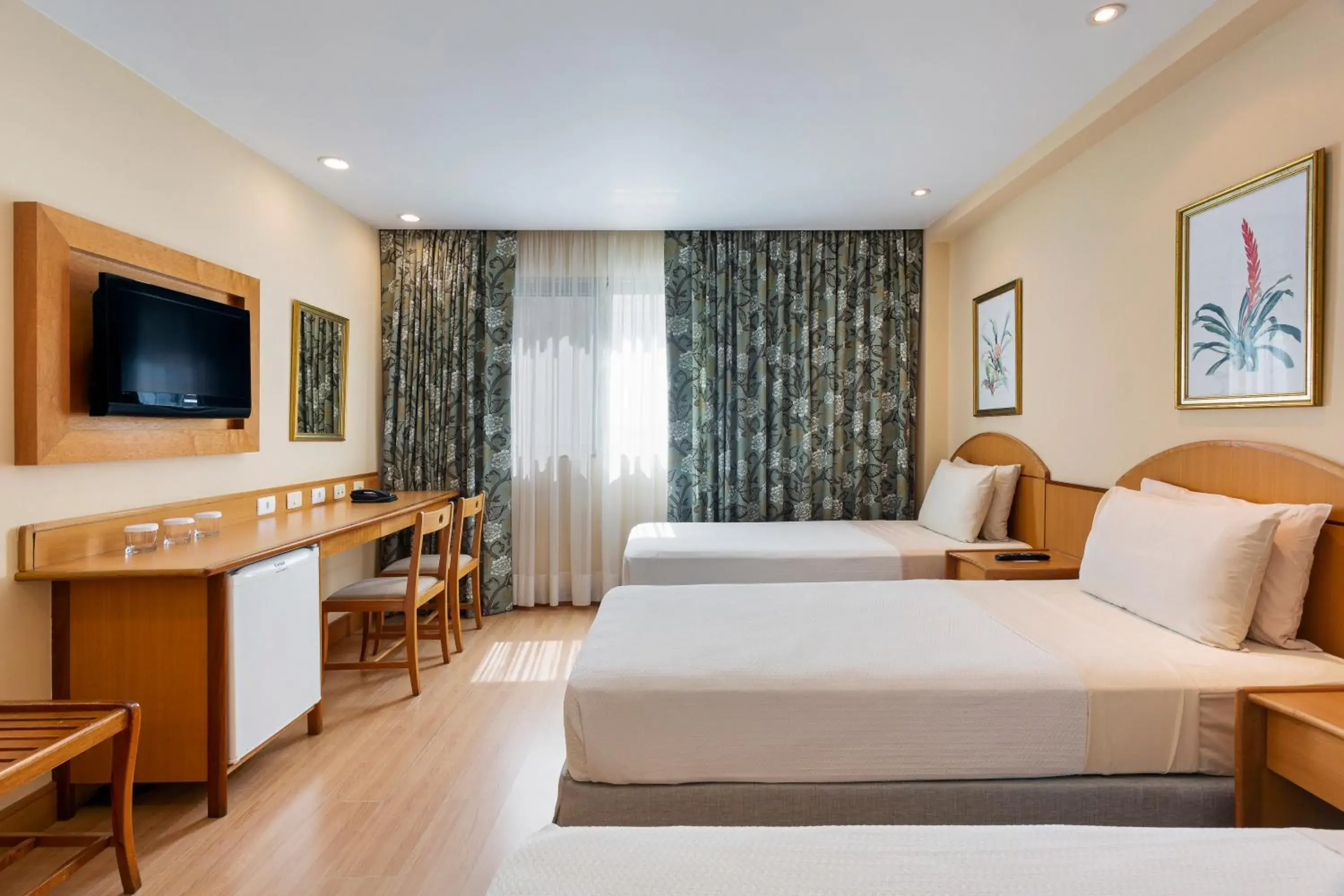Bedroom, Bed in Windsor Martinique Copacabana