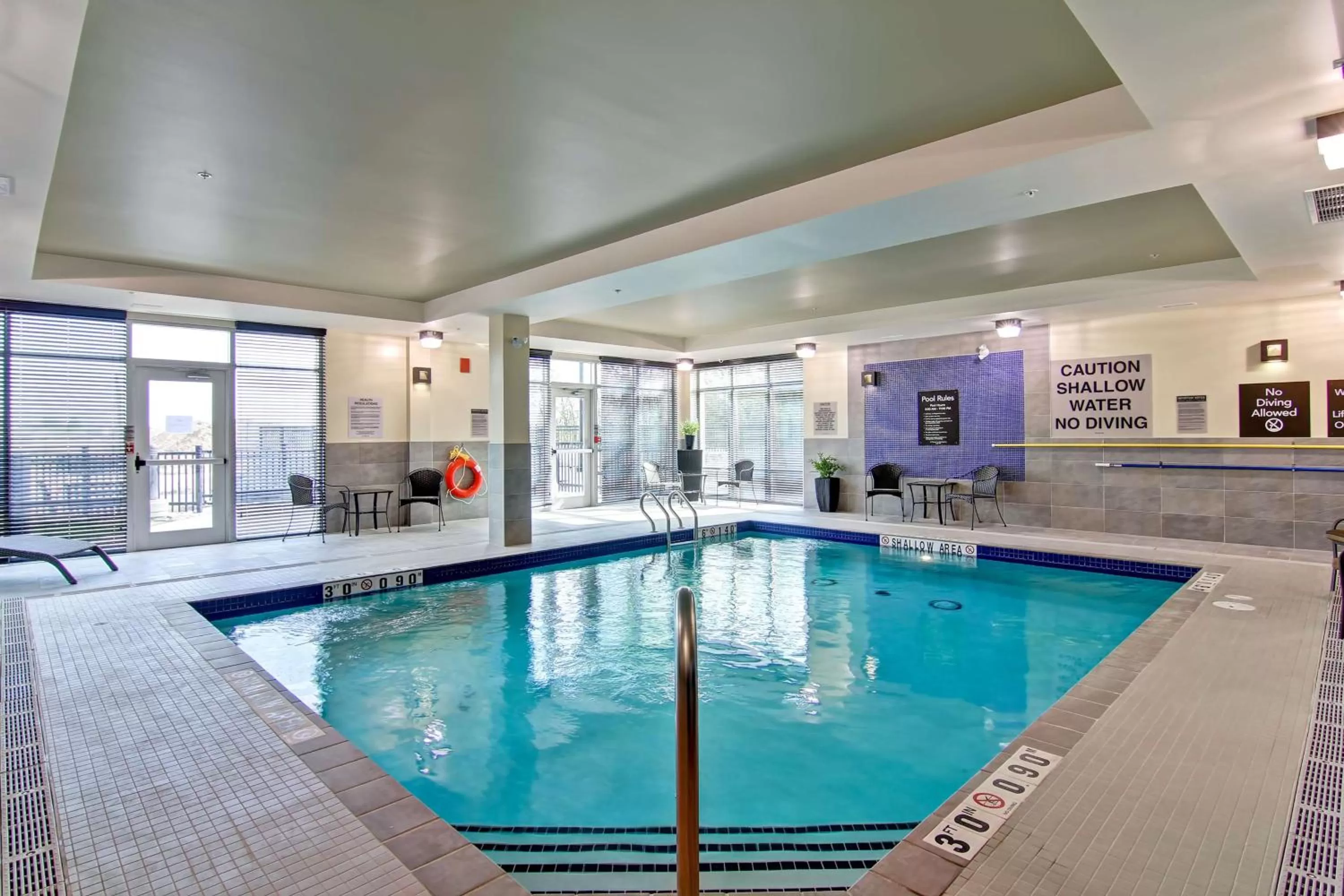 Swimming pool in Homewood Suites by Hilton Toronto-Ajax