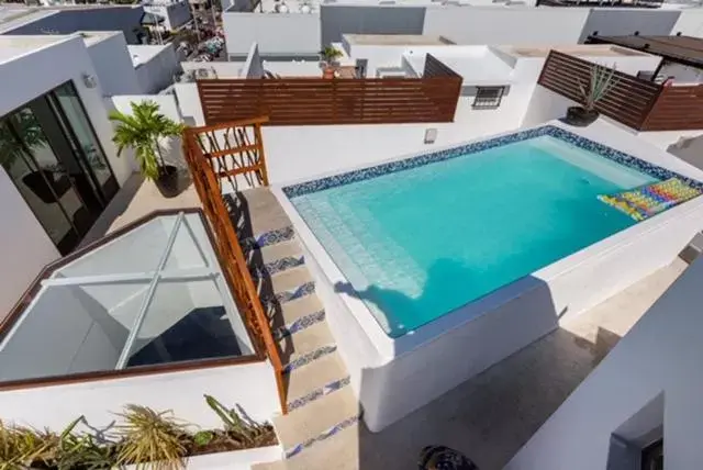 Swimming pool, Pool View in Luxury apartment two