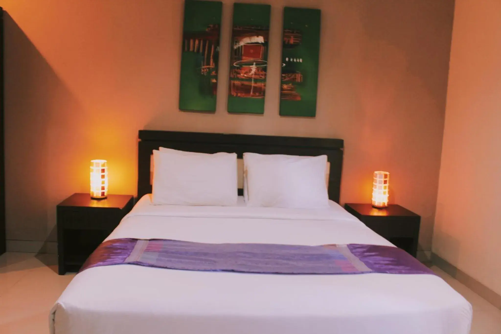 Bed in Mansu Hotel and Spa Legian