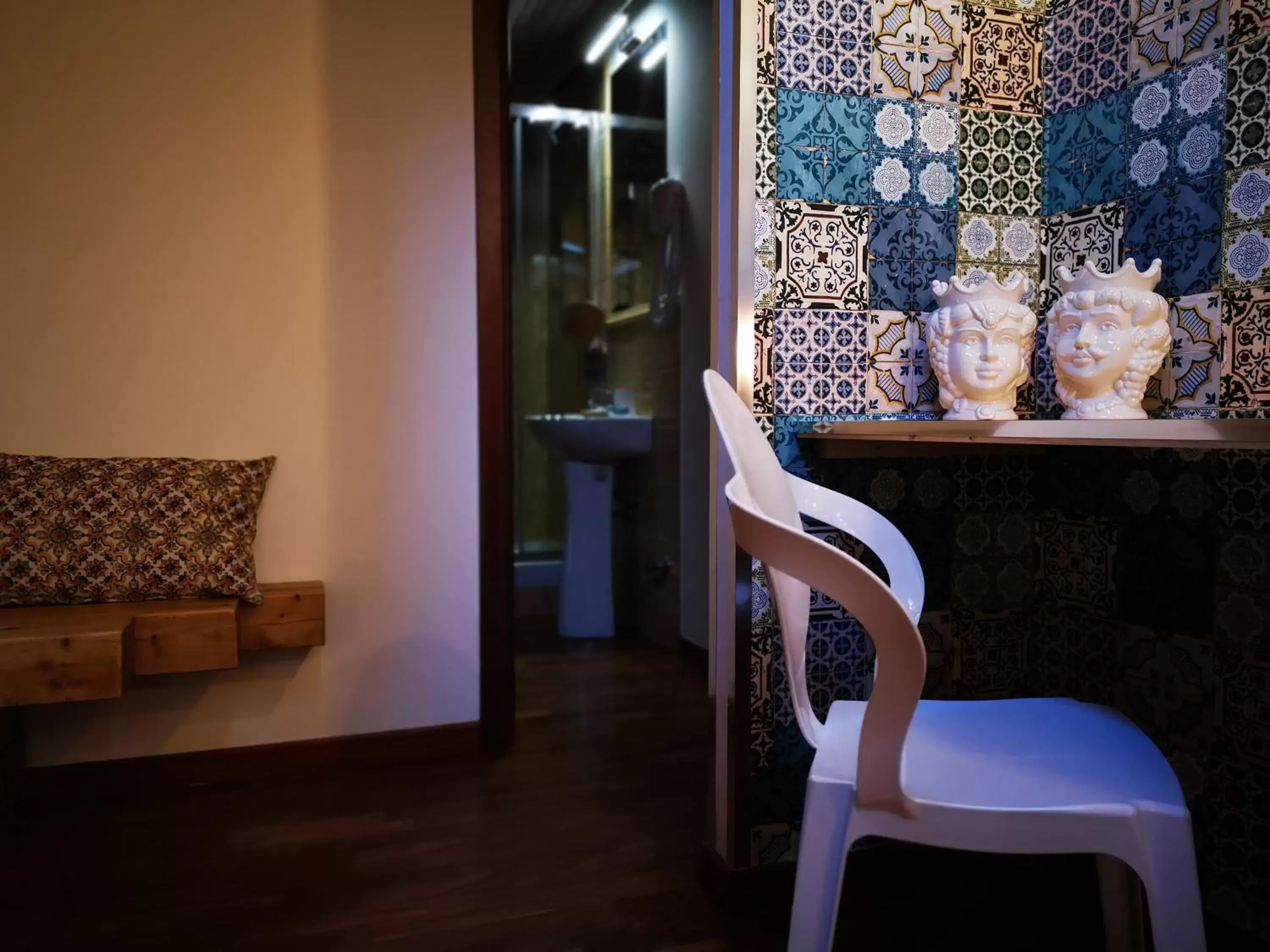 Bathroom, Seating Area in Proserpina