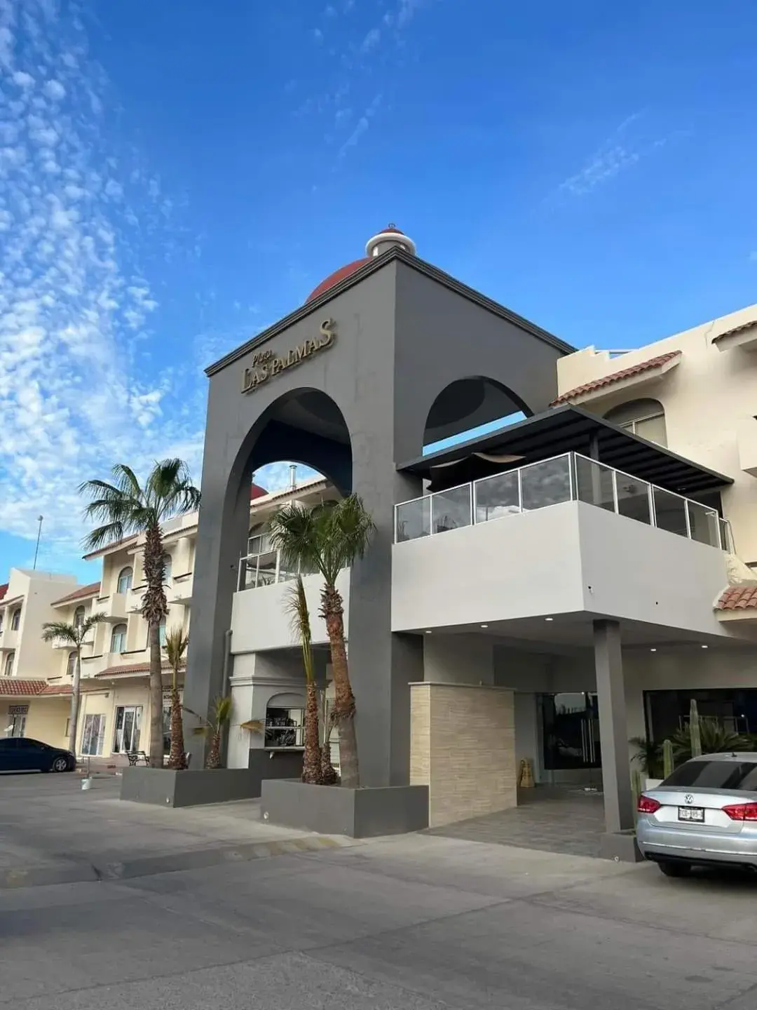 Facade/entrance in Suites Las Palmas Facade/entrance in Suites Las Palmas