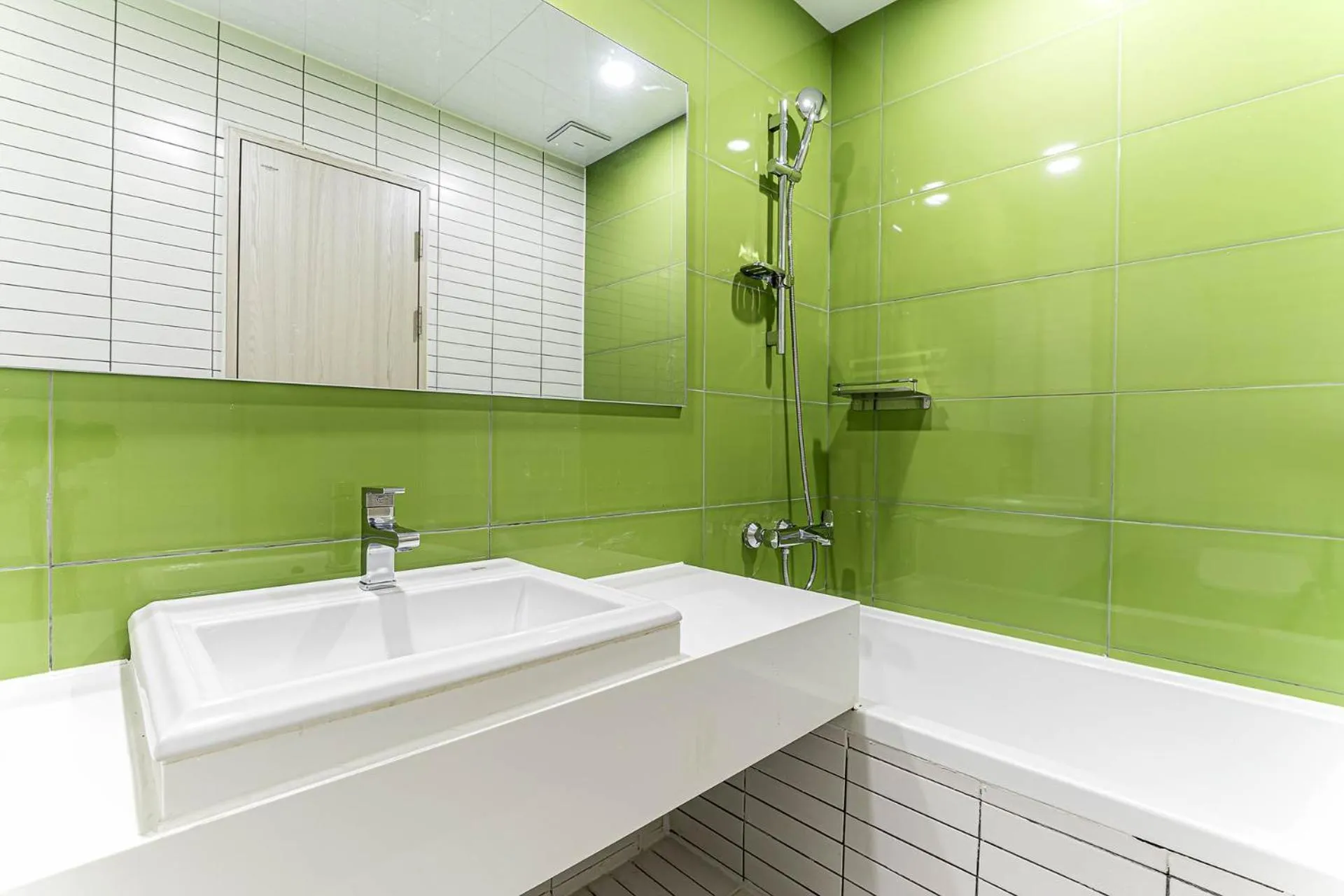 Bathroom in H Avenue Hotel Idae Shinchon