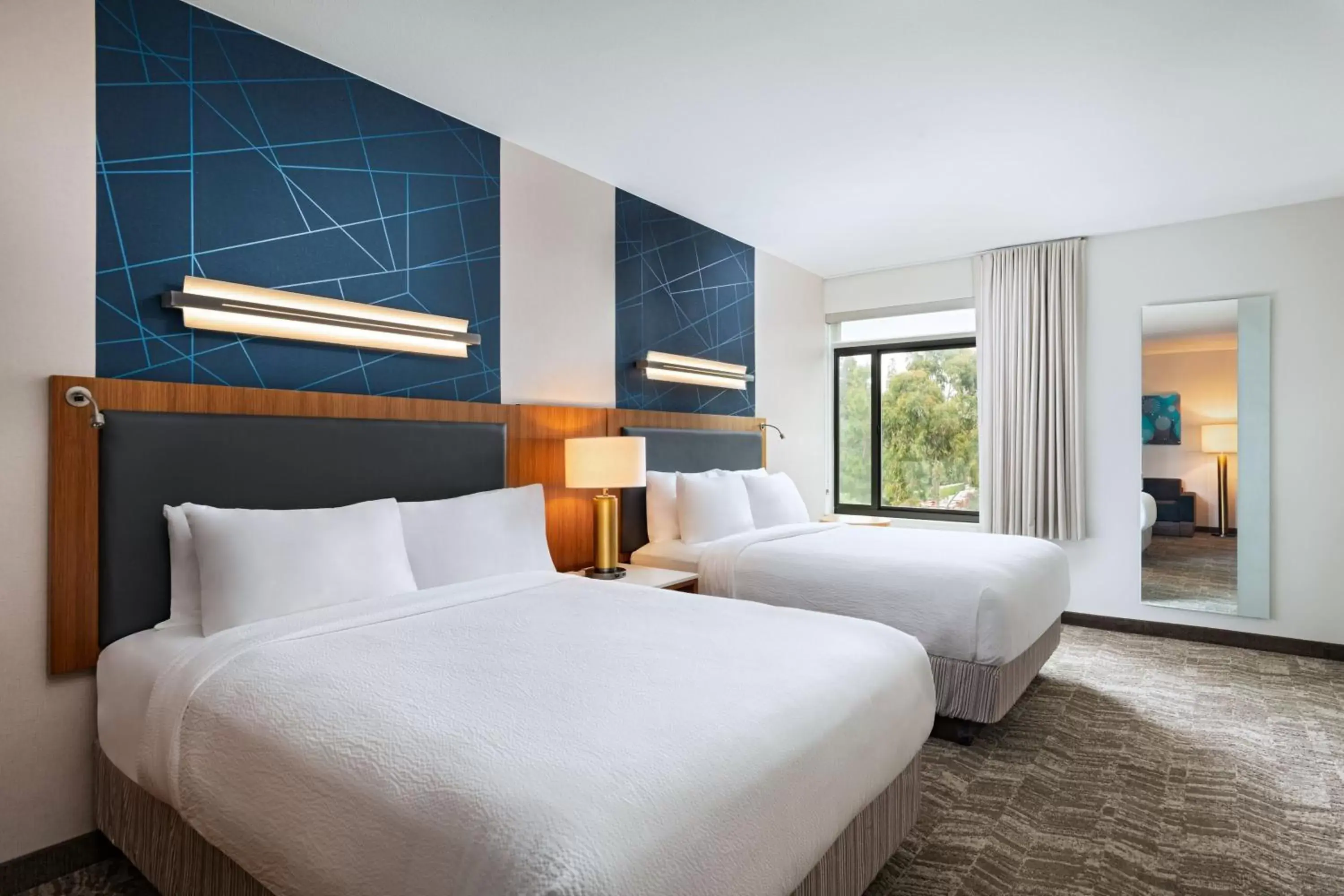 Queen Studio with Trundle Bed - Hearing Accessible in Springhill Suites by Marriott Anaheim Maingate Queen Studio with Trundle Bed - Hearing Accessible in Springhill Suites by Marriott Anaheim Maingate