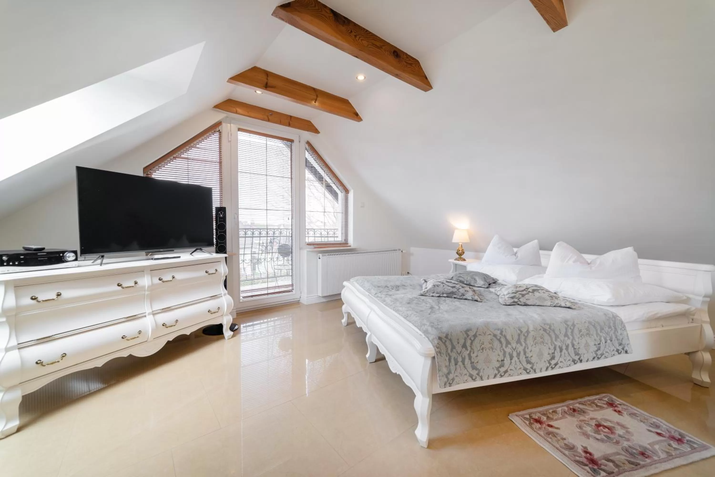 TV and multimedia, Bed in Pensjonat & Restauracja Admirał