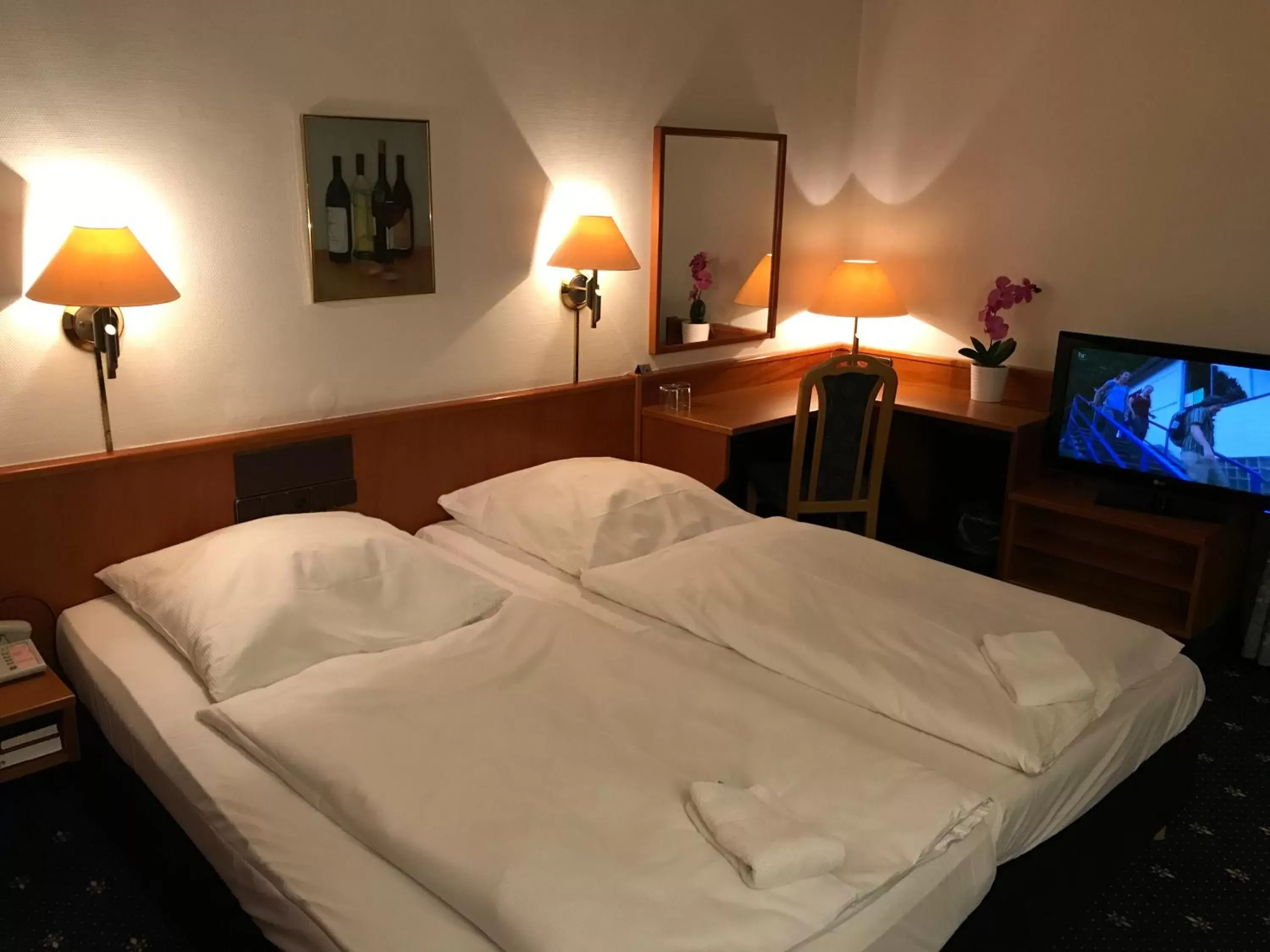 Double Room in Karaman Group Hotel Double Room in Karaman Group Hotel